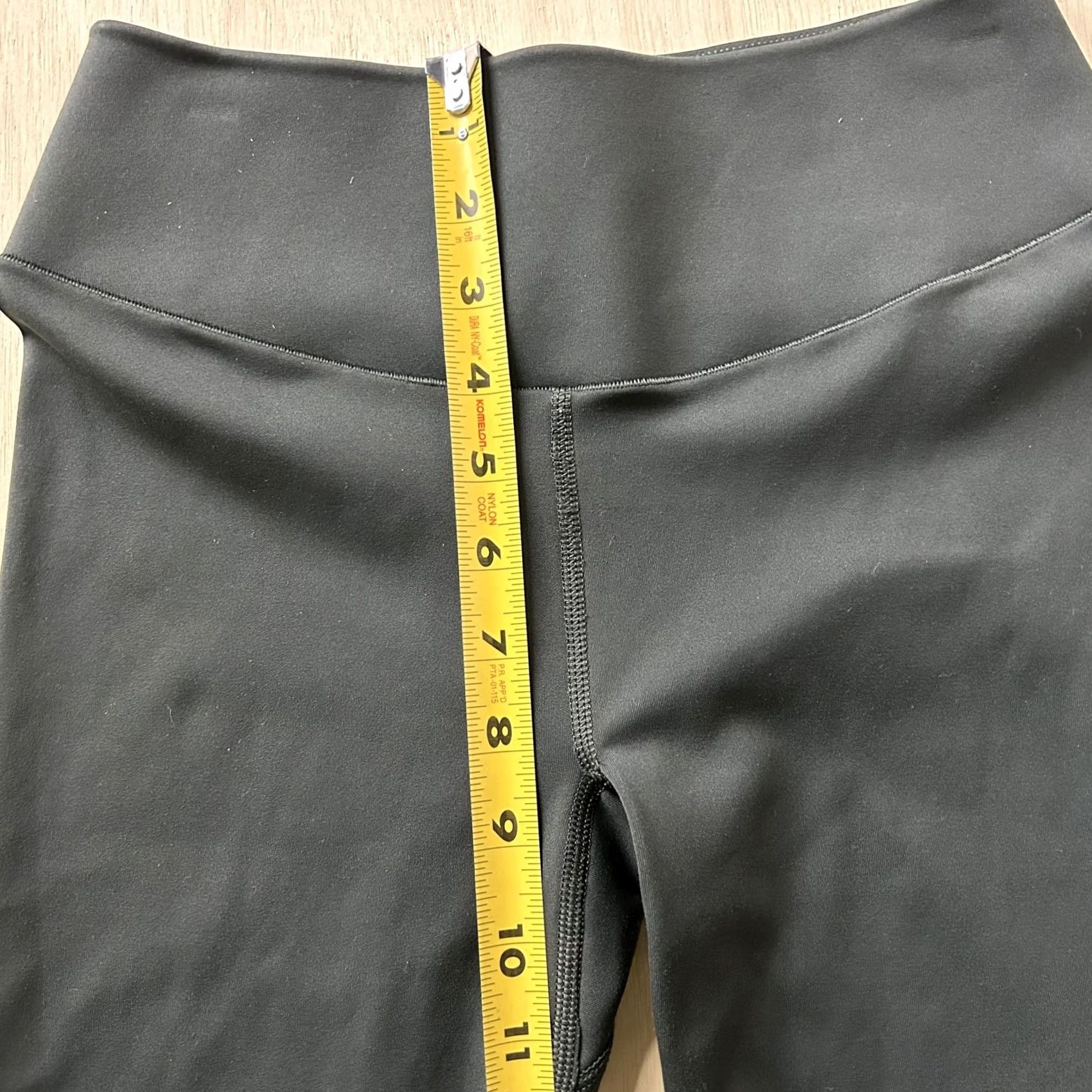 Uniqlo Uniqlo Leggings Womens XS Black Mid Rise Ankle Stretch Yoga Pants Gym Athletic Size 26" / US 2 / IT 38 - 6 Thumbnail