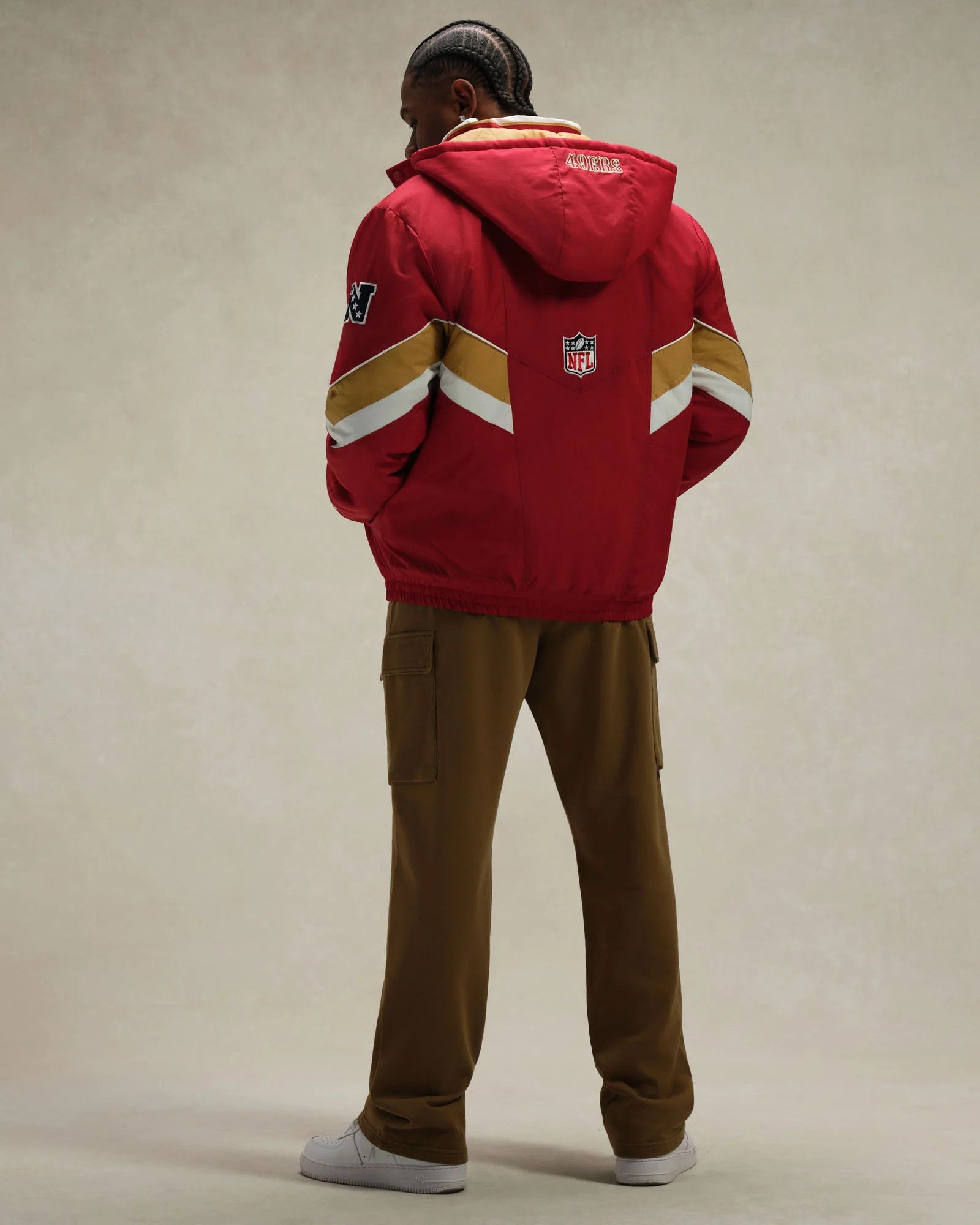 Drake OVO x NFL SAN FRANCISCO 49ERS STARTER SIDELINE PUFFER JACKET Size US M / EU 48-50 / 2 - 11 Thumbnail