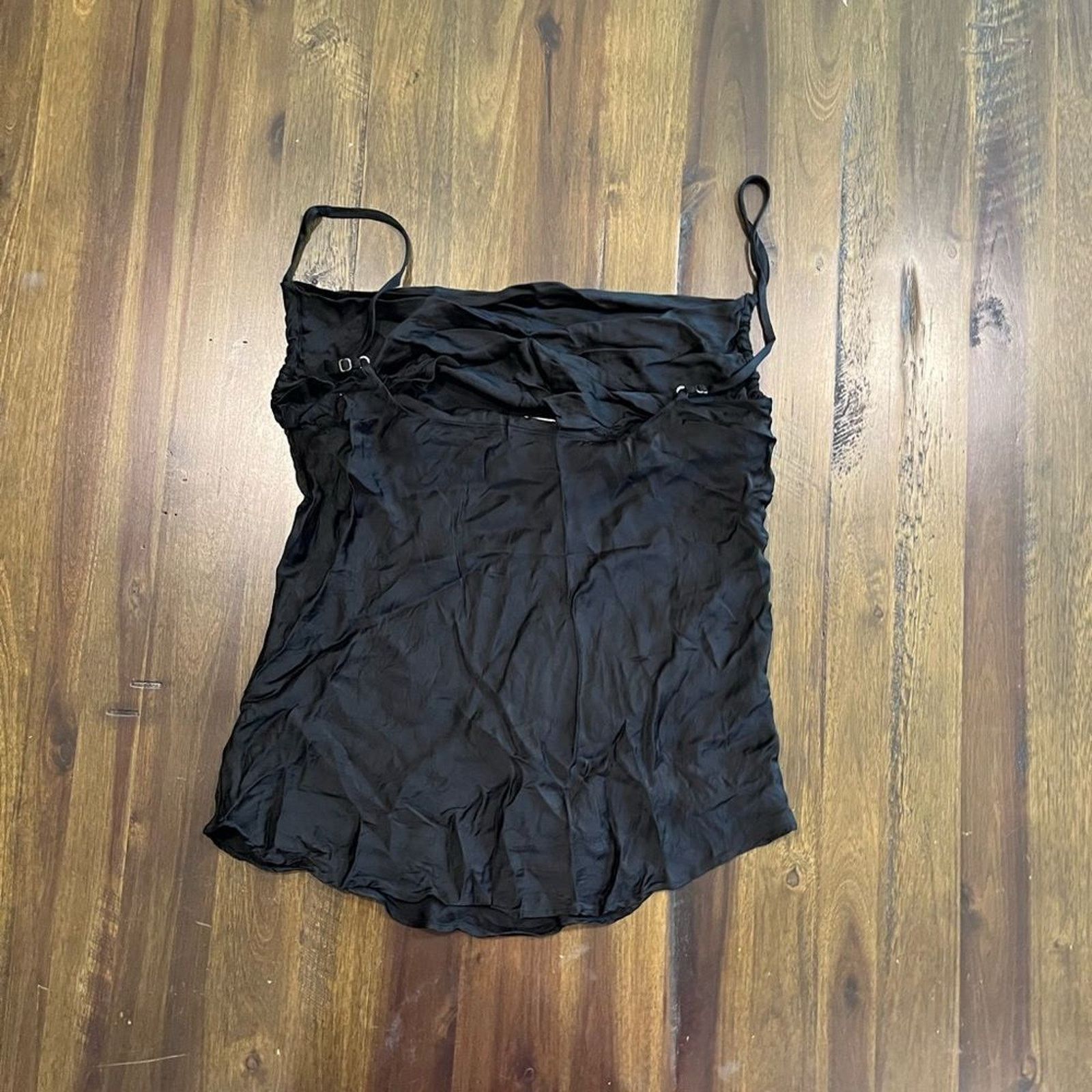 Vintage Wilfred Aritzia Allusion Camisole Satin Tank - Size XS Size XS / US 0-2 / IT 36-38 - 5 Thumbnail