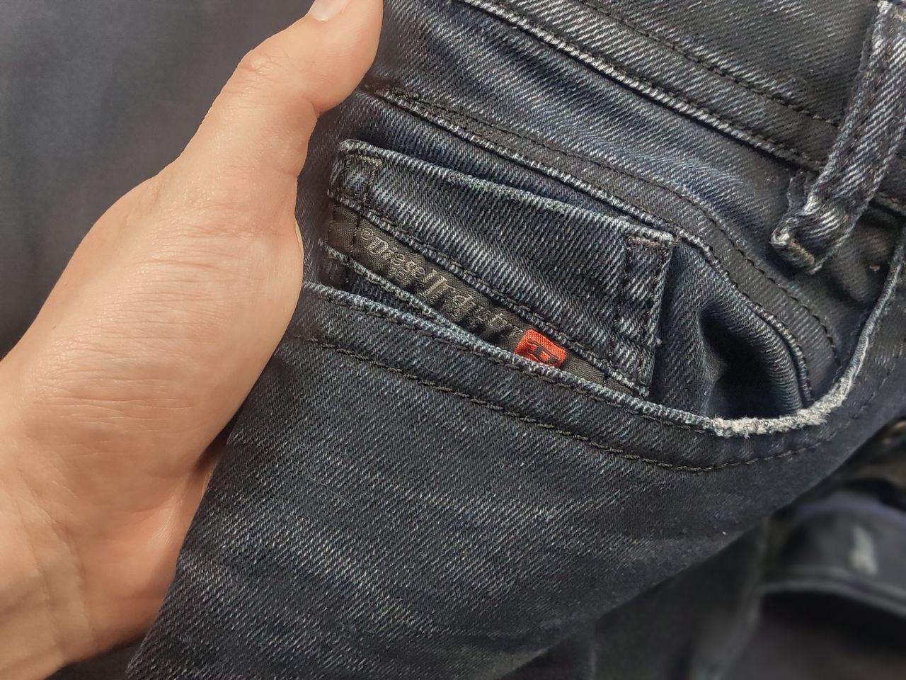 Diesel Diesel akee tapered Blue Faded denim Jeans Vintage Style Size US 32 / EU 48 - 12 Thumbnail