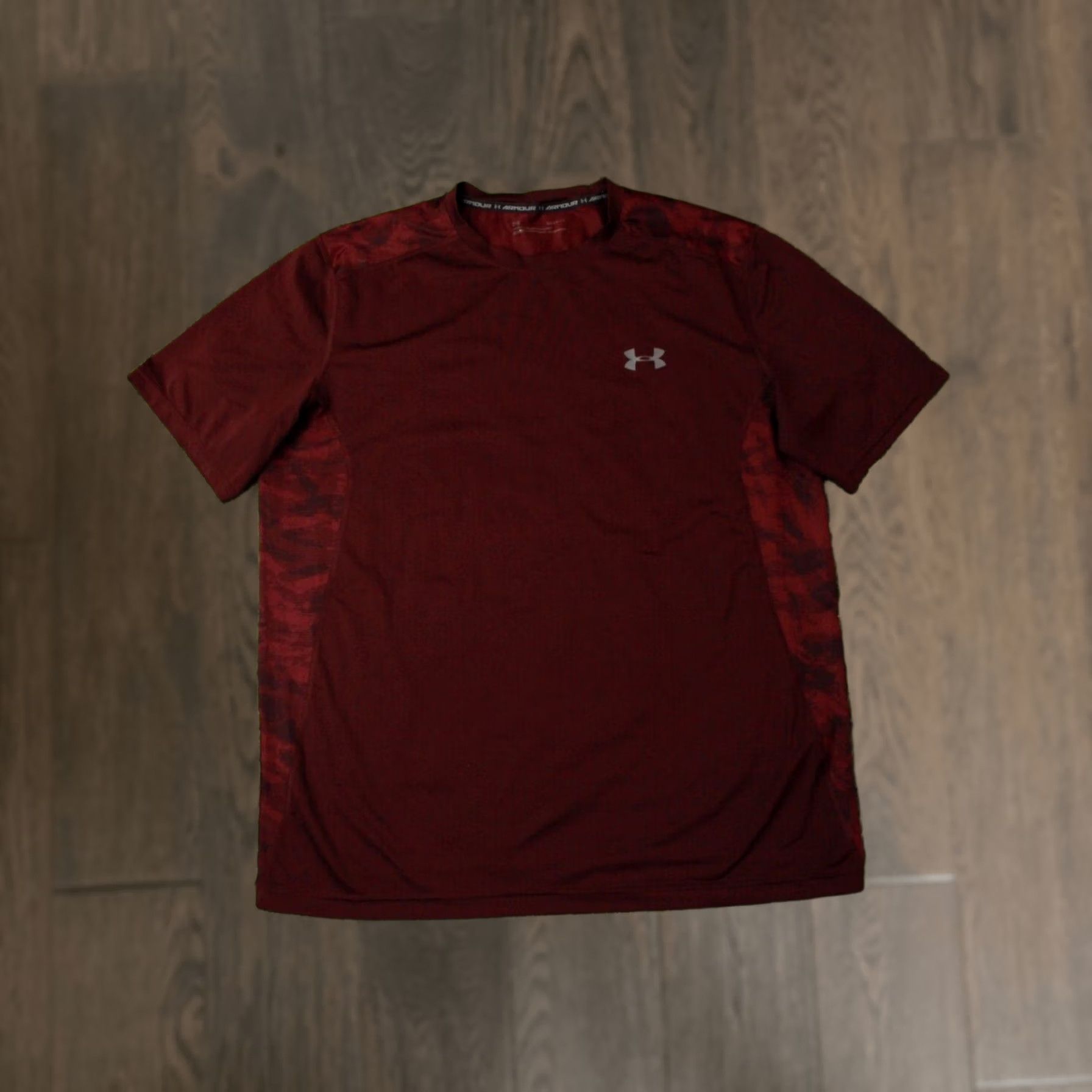 Under Armour UNDER ARMOUR Mens T-Shirt Jersey 2018 TRAINING COMPRESSION SHIRT JERSEY L Vine Short Sleeve Classic Fit Black? No color specified: Vine Size US L / EU 52-54 / 3 - 1 Thumbnail