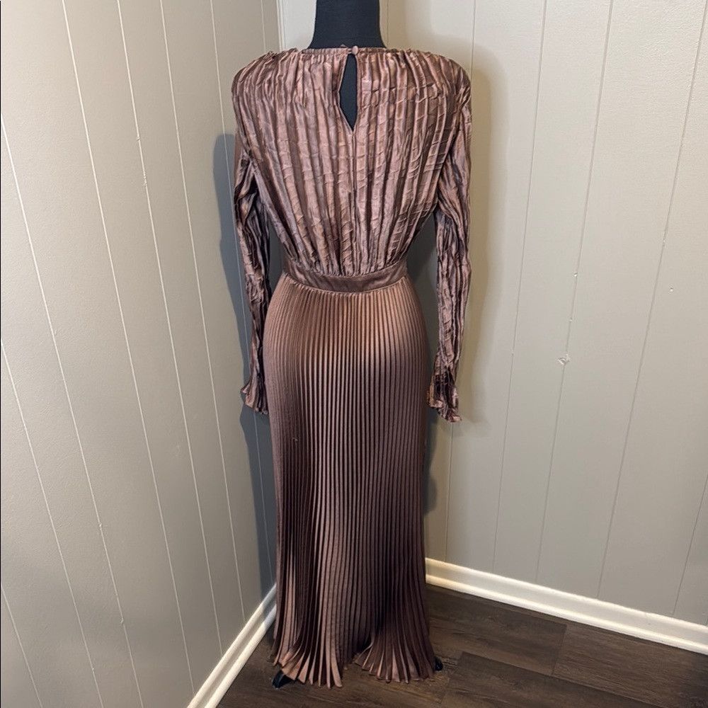 Other L’IDÉE Women’s 4 Maxi Ruched Long Sleeve Pleated Gown Size S / US 4 / IT 40 - 4 Thumbnail