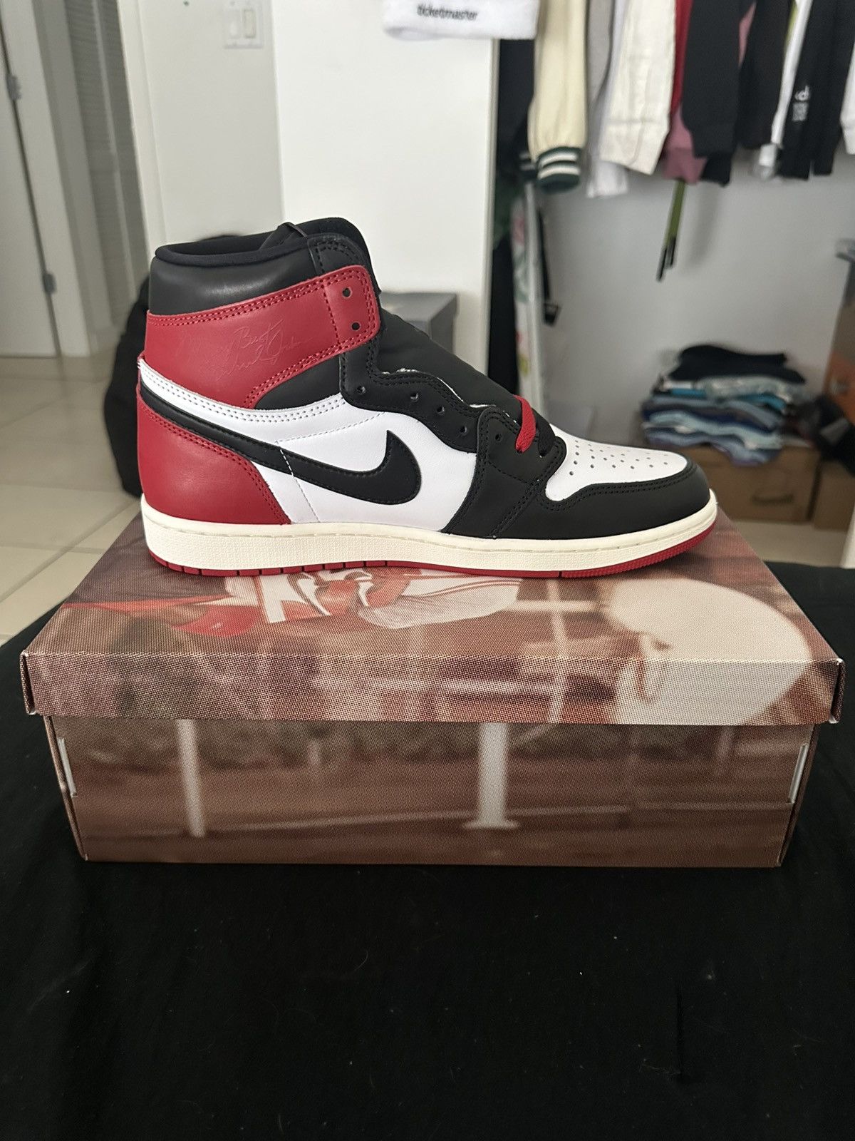 Nike Jordan 1 Black Toe Reimagined Size US 10.5 / EU 43-44 - 3 Thumbnail