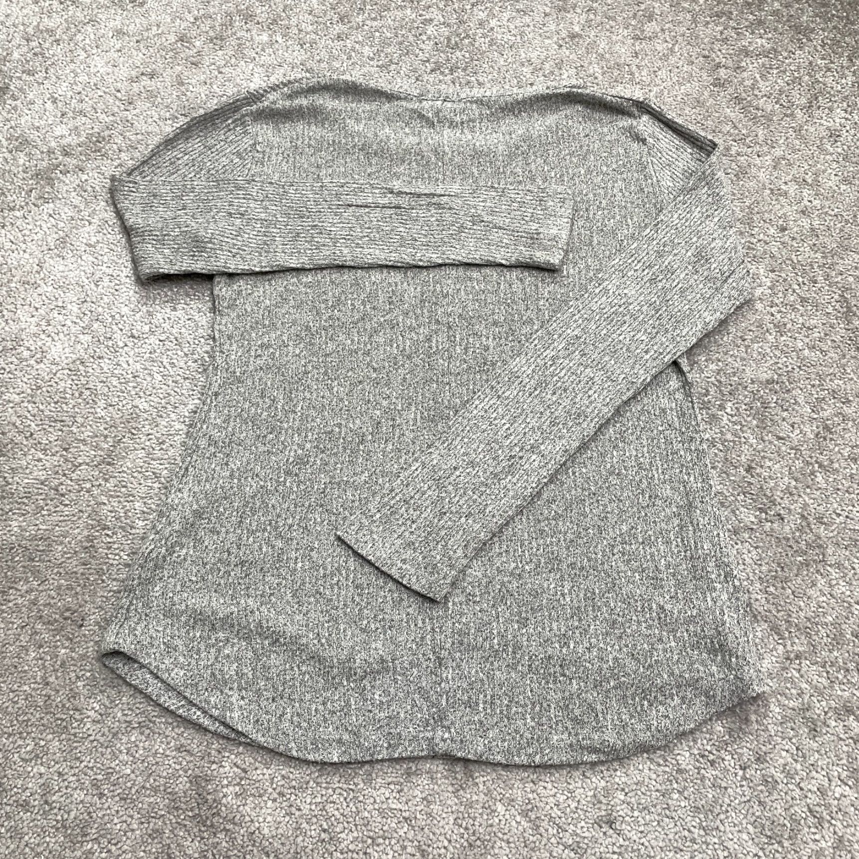 Old Navy Old Navy Pullover Sweater Women XS Petite Gray Crew Neck Rib Stretch Knit Stretchy Breathable Lightweight Casual Slim Fit Size XS / US 0-2 / IT 36-38 - 2 Thumbnail