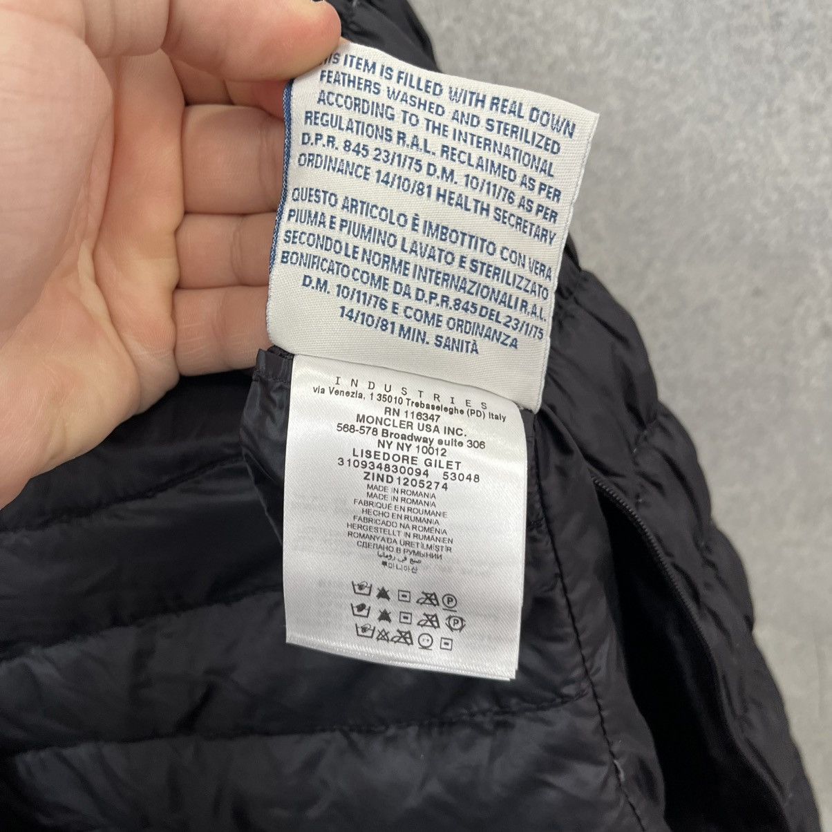 Moncler Moncler Vest Black Size US S / EU 44-46 / 1 - 15 Thumbnail