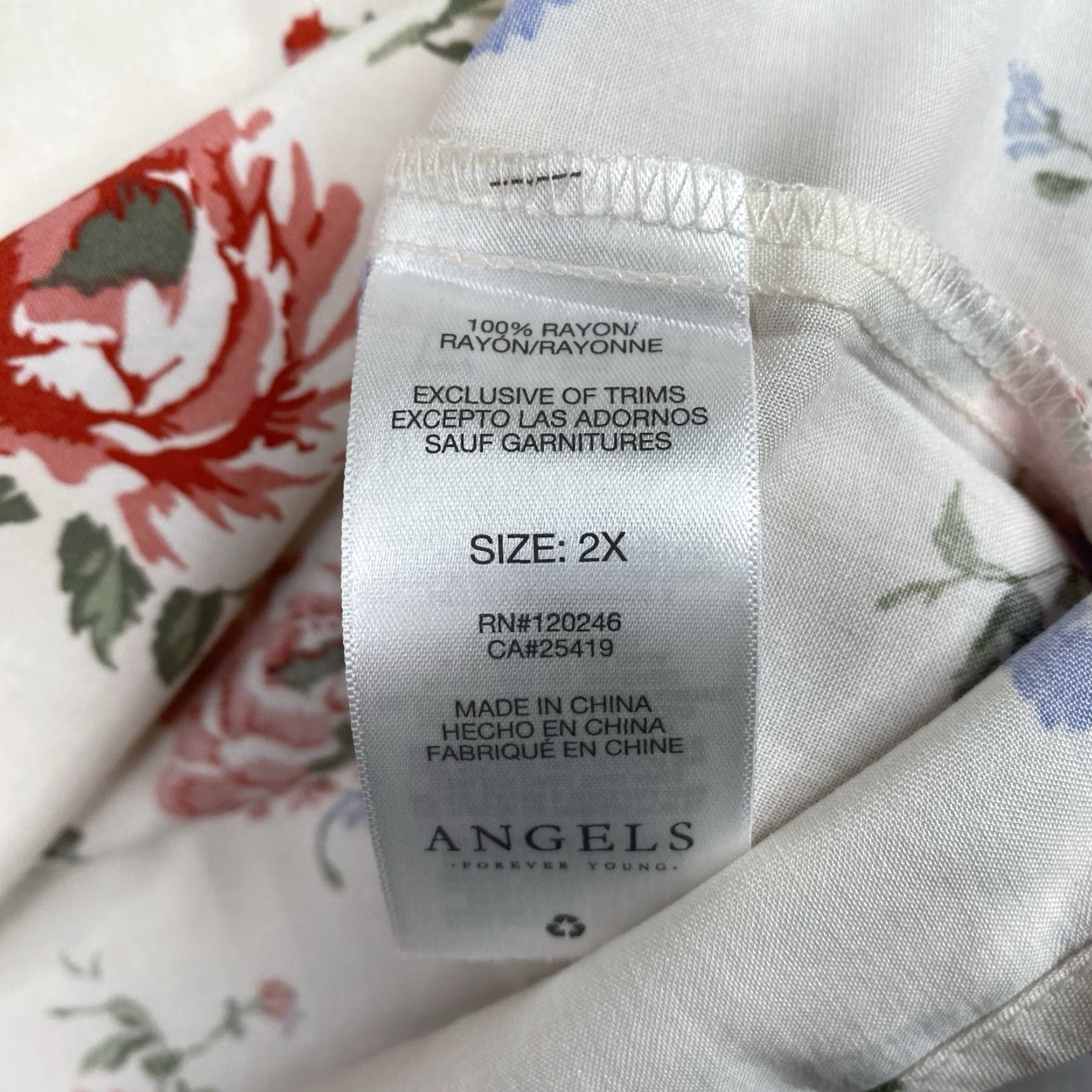 Vintage VINTAGE Angels Forever Young Top Womens 2X Cream Floral Boho Flowy Rayon Smocked NWT Size XXL / US 16-18 / IT 52-54 - 4 Thumbnail