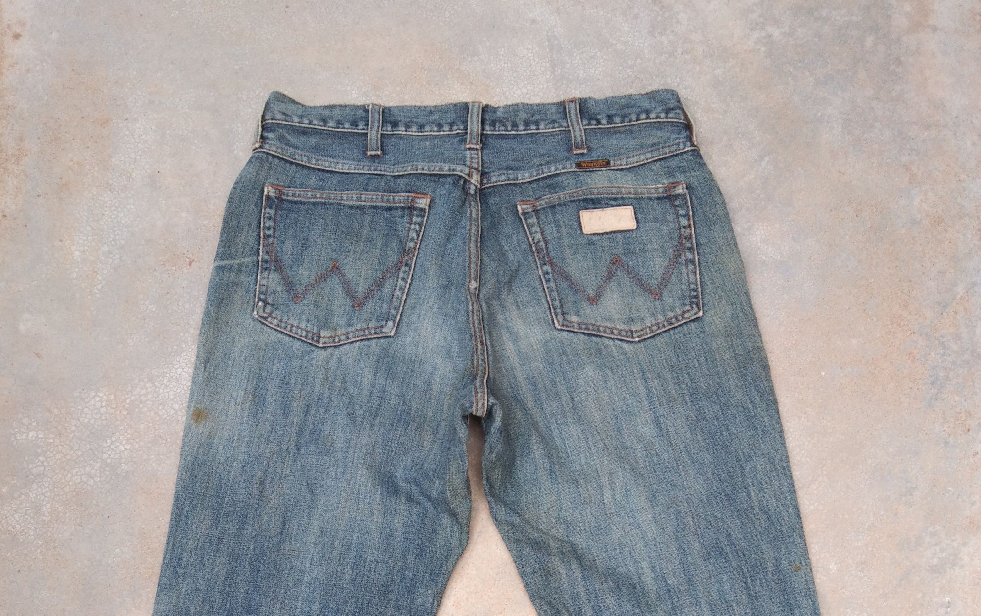 Wrangler Vintage Wrangler Straight Leg Distressed Jeans 33x30 Size US 33 - 4 Thumbnail