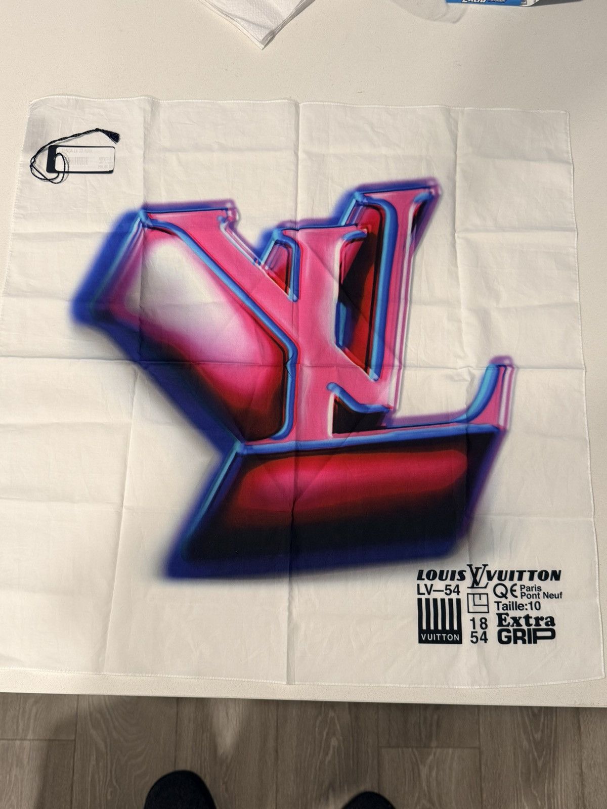 Louis Vuitton Louis Vuitton 3D Bandanna Size ONE SIZE - 1 Thumbnail