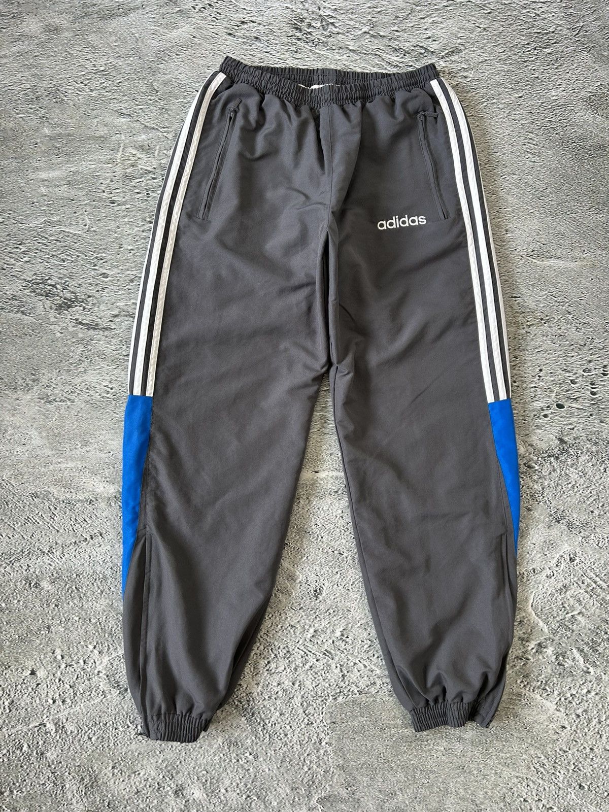 Adidas Adidas track suit vintage grey nylon track pants drill Size US M / EU 48-50 / 2 - 12 Thumbnail