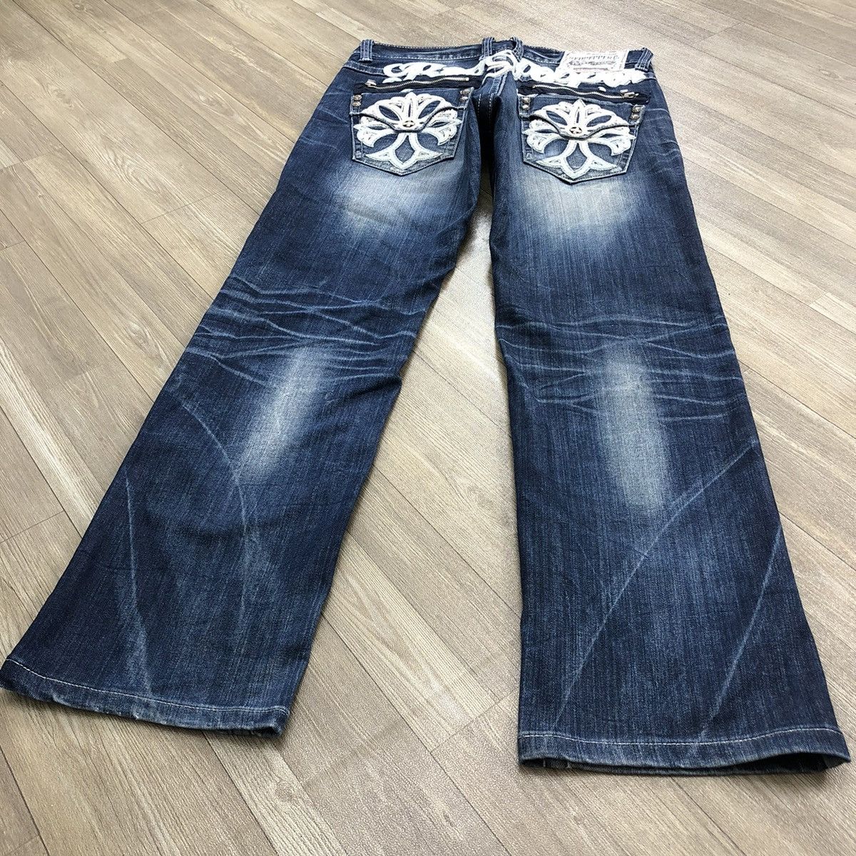 If Six Was Nine × Le Grande Bleu (L.G.B.) × Tornado Mart Y2K Red Pepper Distressed Embroidered Faded Denim Pants Size US 33 - 9 Thumbnail