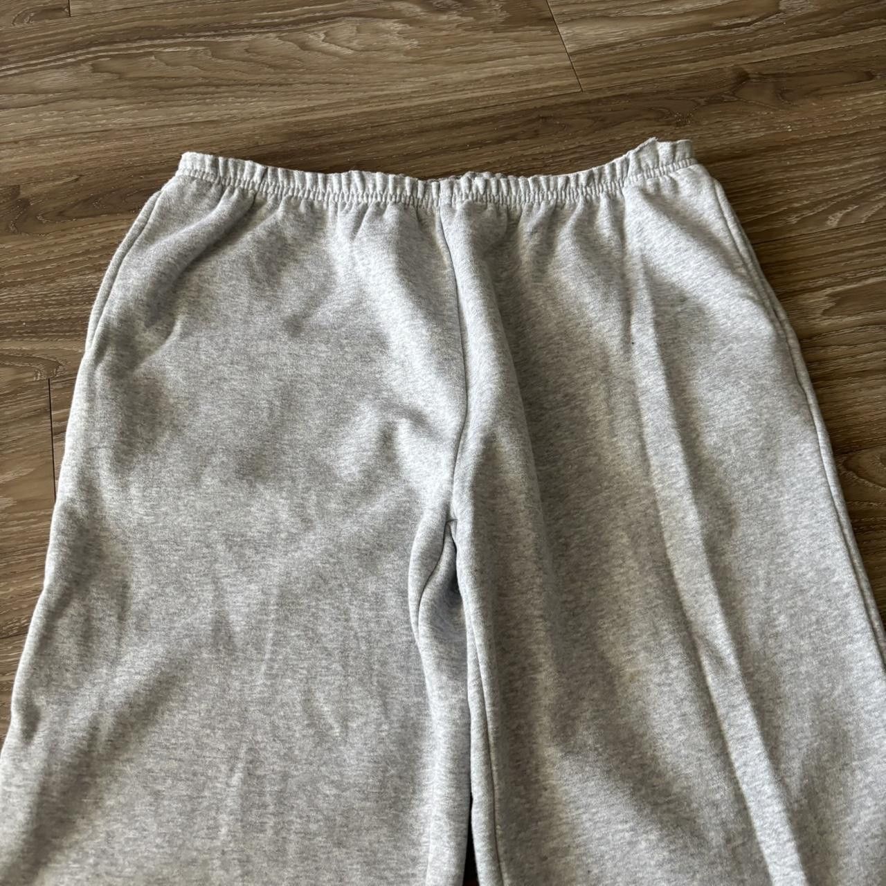 Vintage Crazy Vintage Y2K/2000s Grey Skater Essential Sweatpants! Fits M Size US 32 / EU 48 - 4 Thumbnail