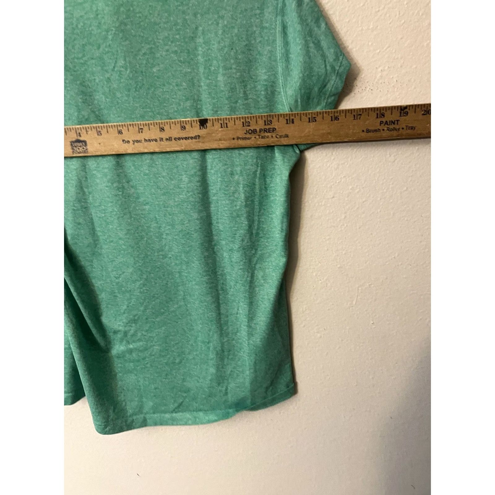 New Balance New Balance Green Crew Neck Short Sleeve T-Shirt Women’s Size S Size S / US 4 / IT 40 - 4 Thumbnail