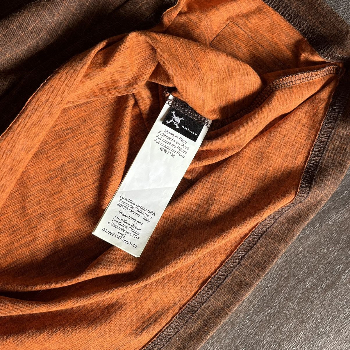 Oakley Oakley Iridium Grid Pattern Orange Brown T Shirt Holo Patch Size US XL / EU 56 / 4 - 6 Thumbnail