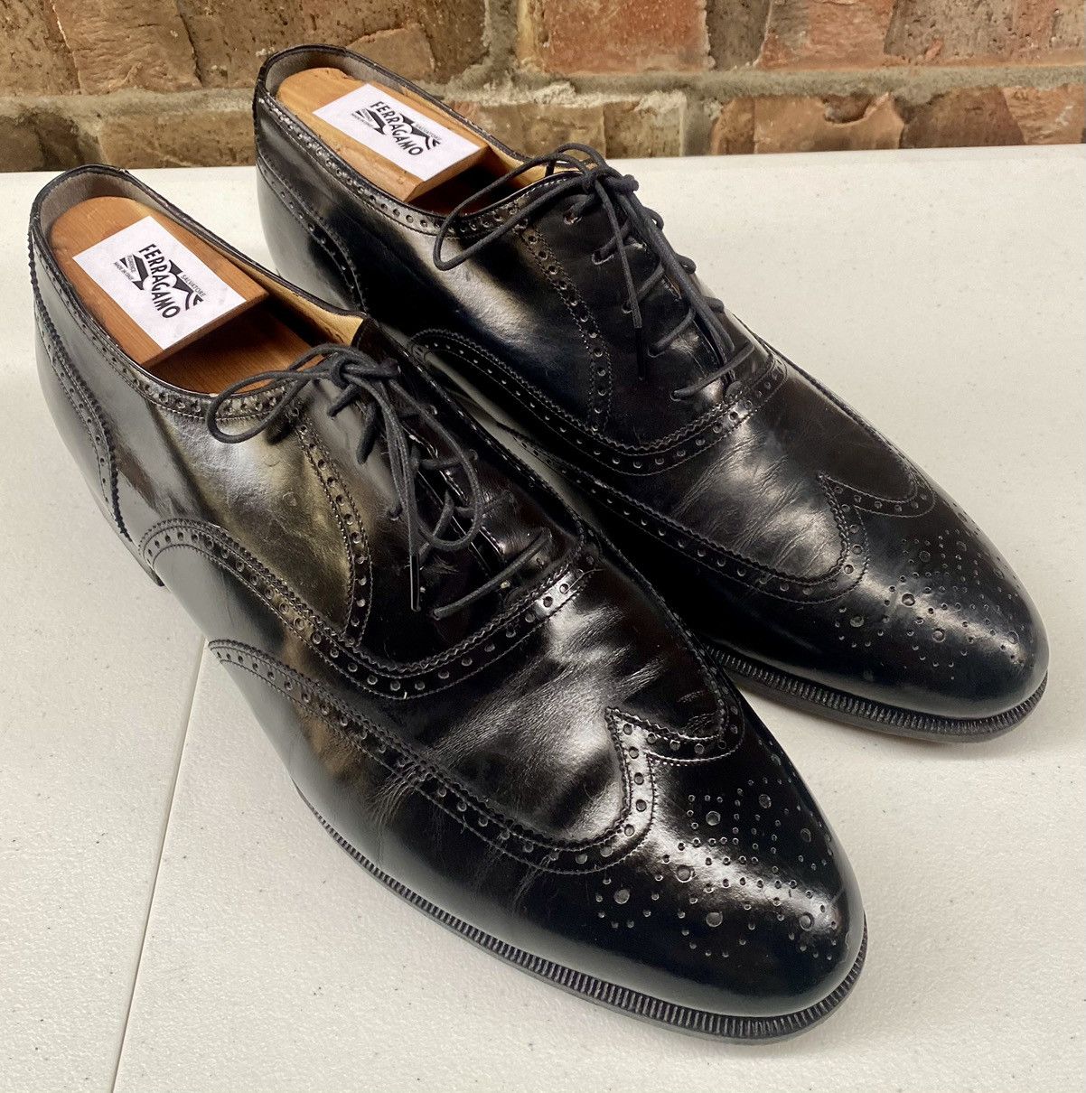 Salvatore Ferragamo Ferragamo 🇮🇹 Nero wingtip brogue oxfords 11 D VGC esquire Size US 11 / EU 44 - 1 Thumbnail