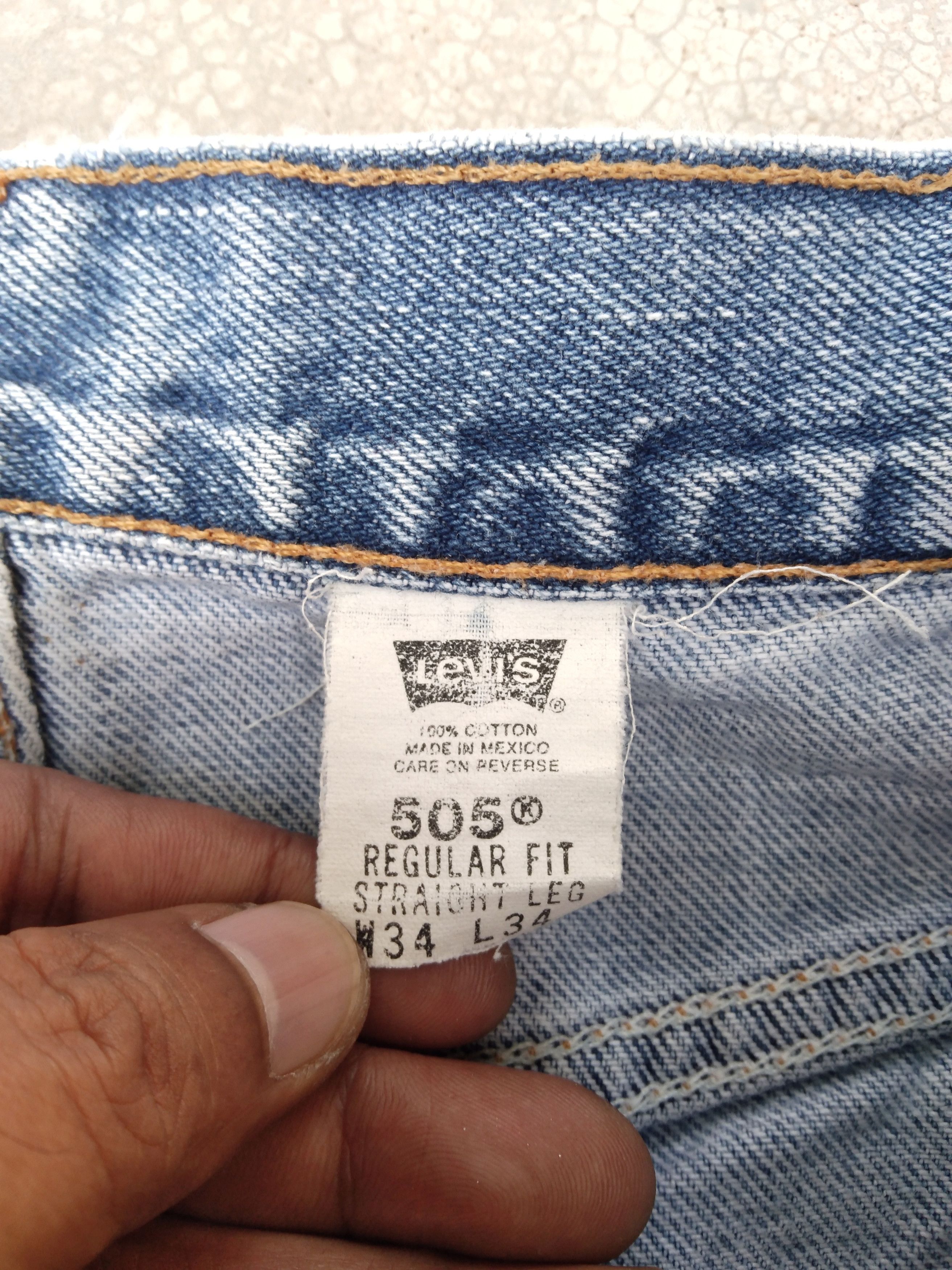 Jean × Levi's × Vintage Vintage Levis Jeans 505 Light Wash Denim 33x34 Size US 33 - 8 Thumbnail