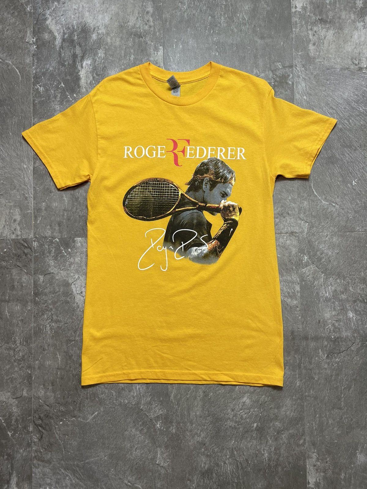 Vintage Vintage Roger Federer Tennis Retro Graphic T Shirt Y2K Hype Size US S / EU 44-46 / 1 - 1 Thumbnail