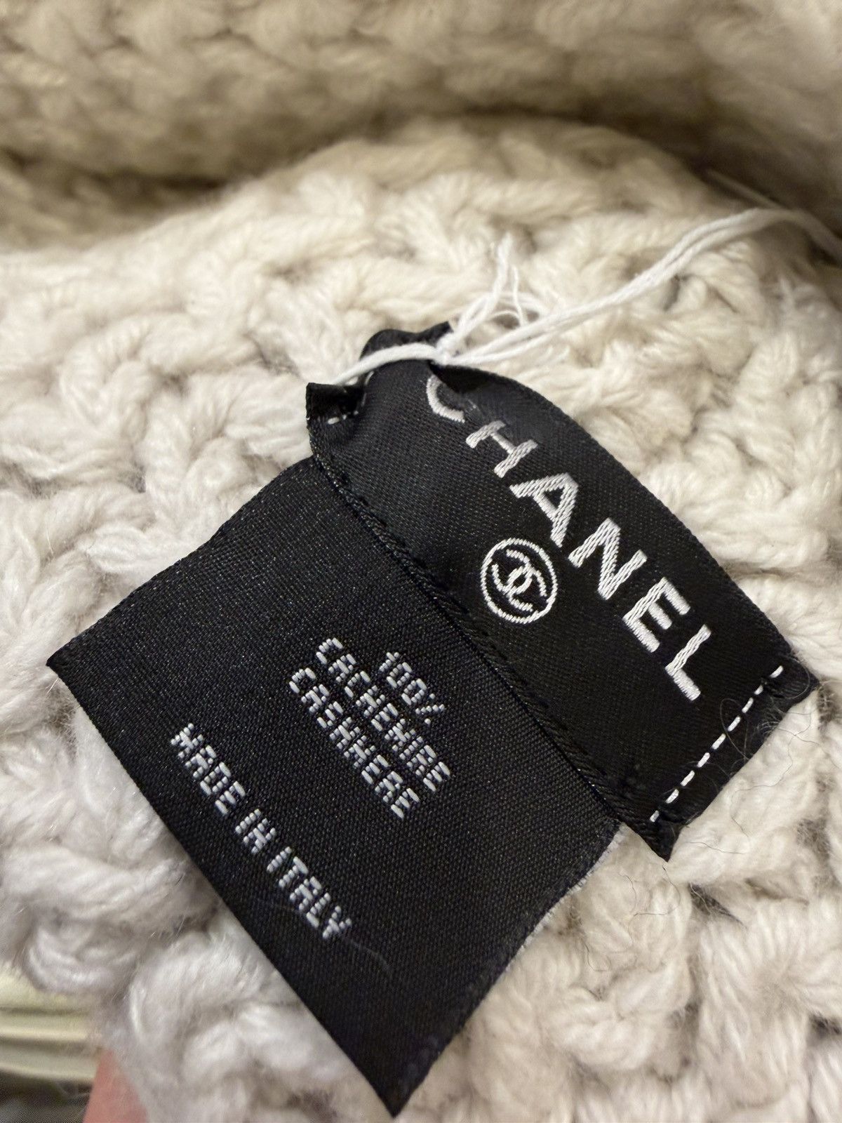 Chanel Chanel Cashmere Beanie Size ONE SIZE - 3 Thumbnail