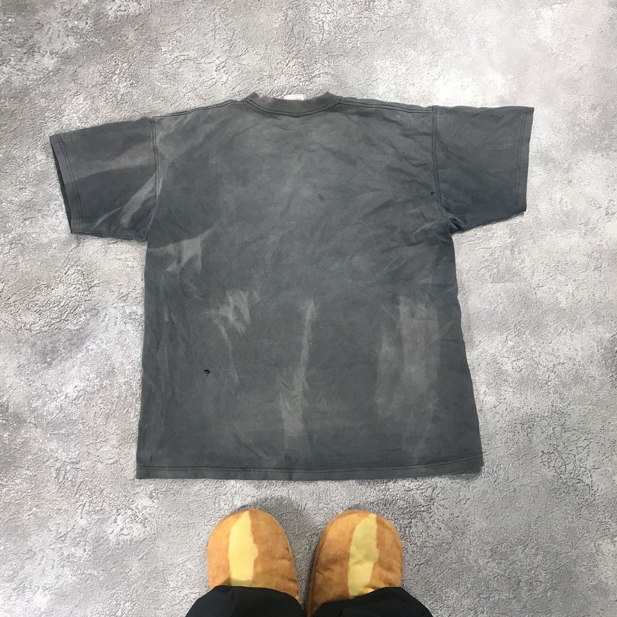 Vintage Vintage Y2K Sun Faded Graphic Tee Streetwear Grunge Baggy XL Size US XL / EU 56 / 4 - 6 Thumbnail