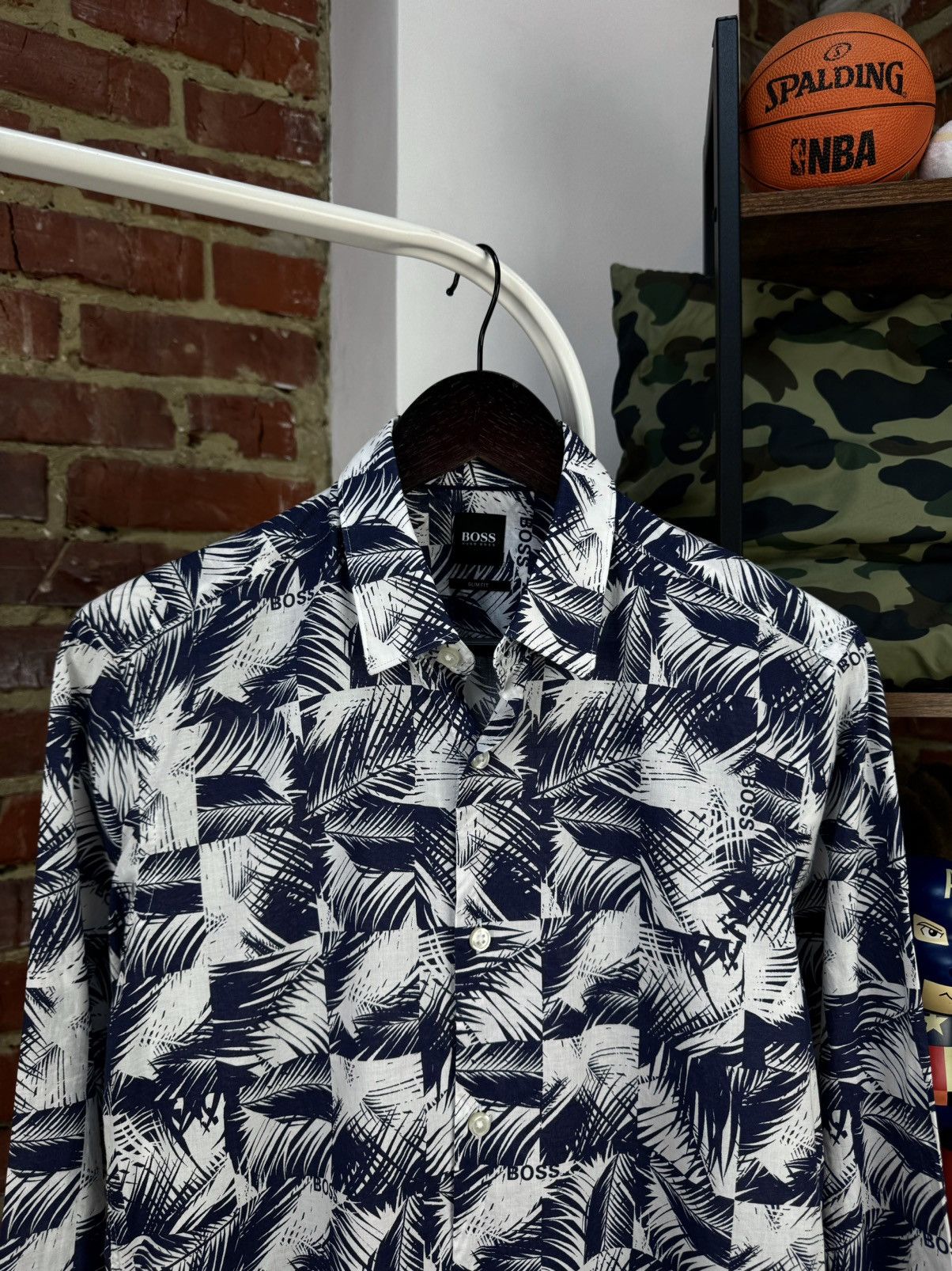 Hugo Boss HUGO BOSS Palm Printed Hawaii Style Plaid Casual Shirt Size US S / EU 44-46 / 1 - 3 Thumbnail