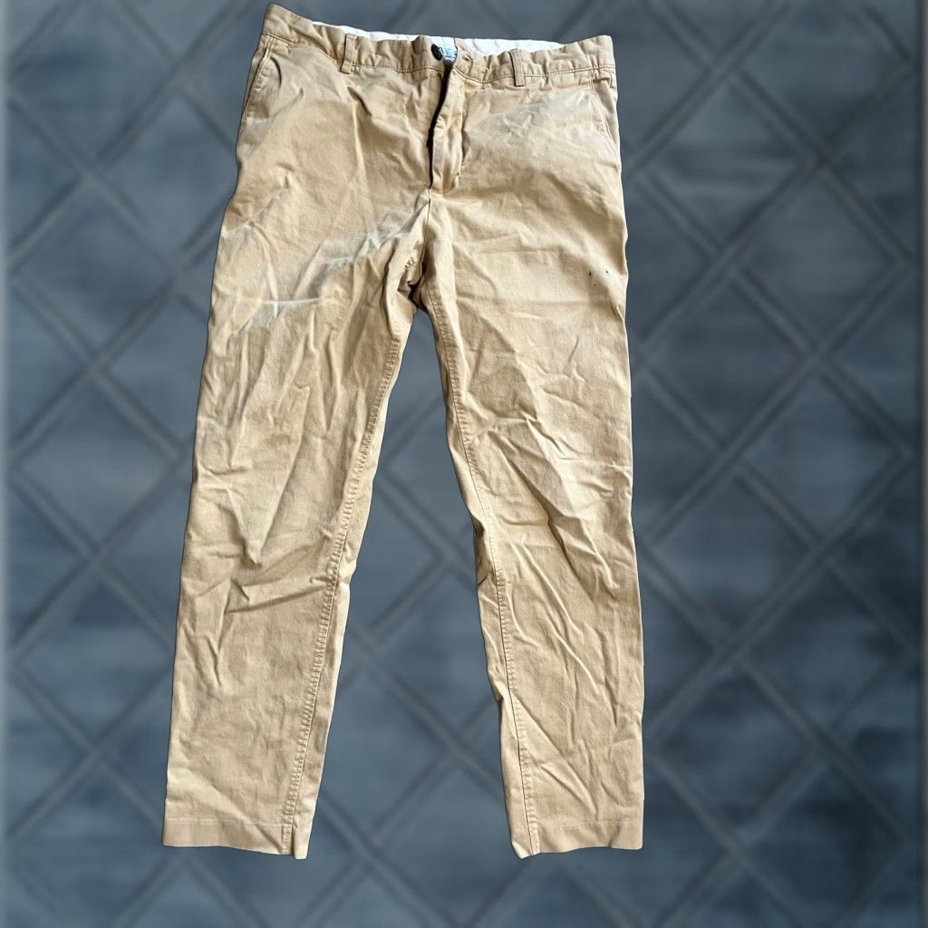 Zara VISA Man Chino Pants Size 34 Regular Fit Cotton Blend Beige Khakis Business Casual Classic Size US 34 / EU 50 - 1 Thumbnail