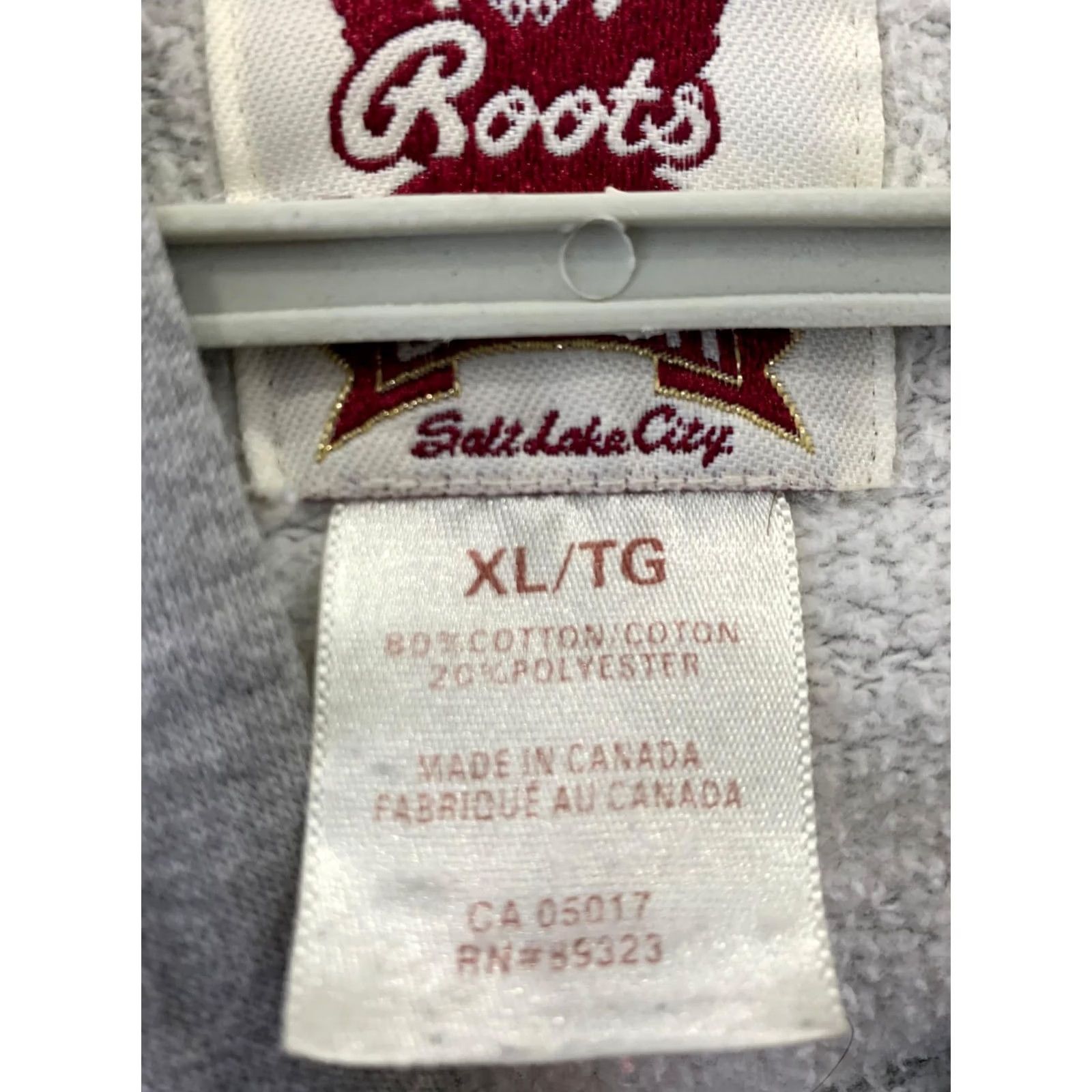 Roots Roots Canada Salt Lake City 2002 Olympics Hoodie XL Grey Men's Pullover Vintage ] Size US XL / EU 56 / 4 - 4 Thumbnail