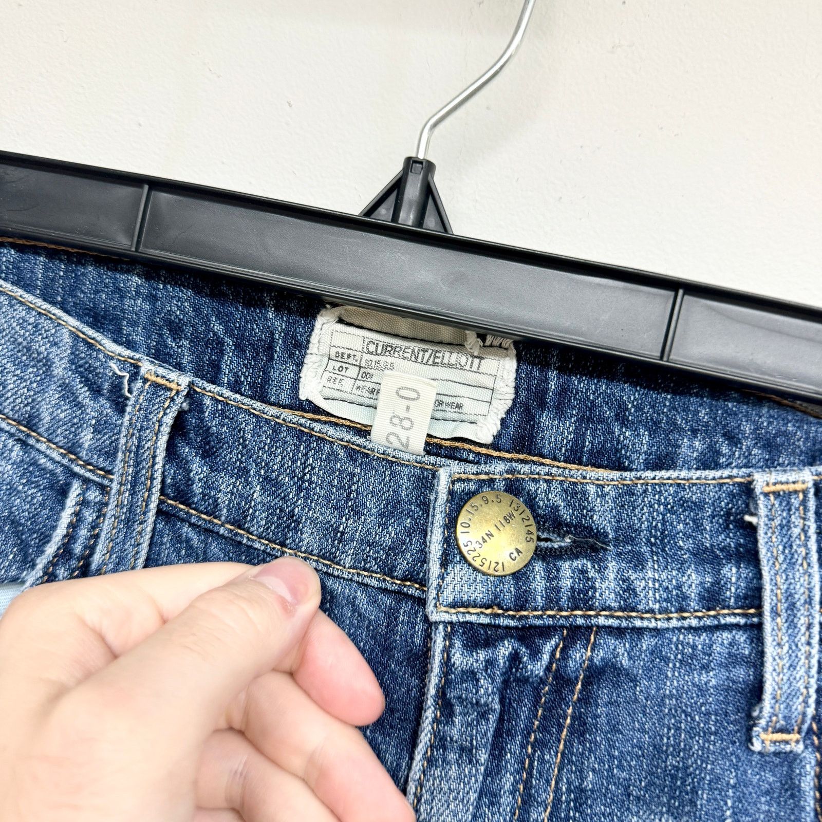 Current/Elliot Current/Elliott Dark Wash Slim Fit Boyfriend Jeans, Size 28 Size 28" / US 6 / IT 42 - 3 Thumbnail