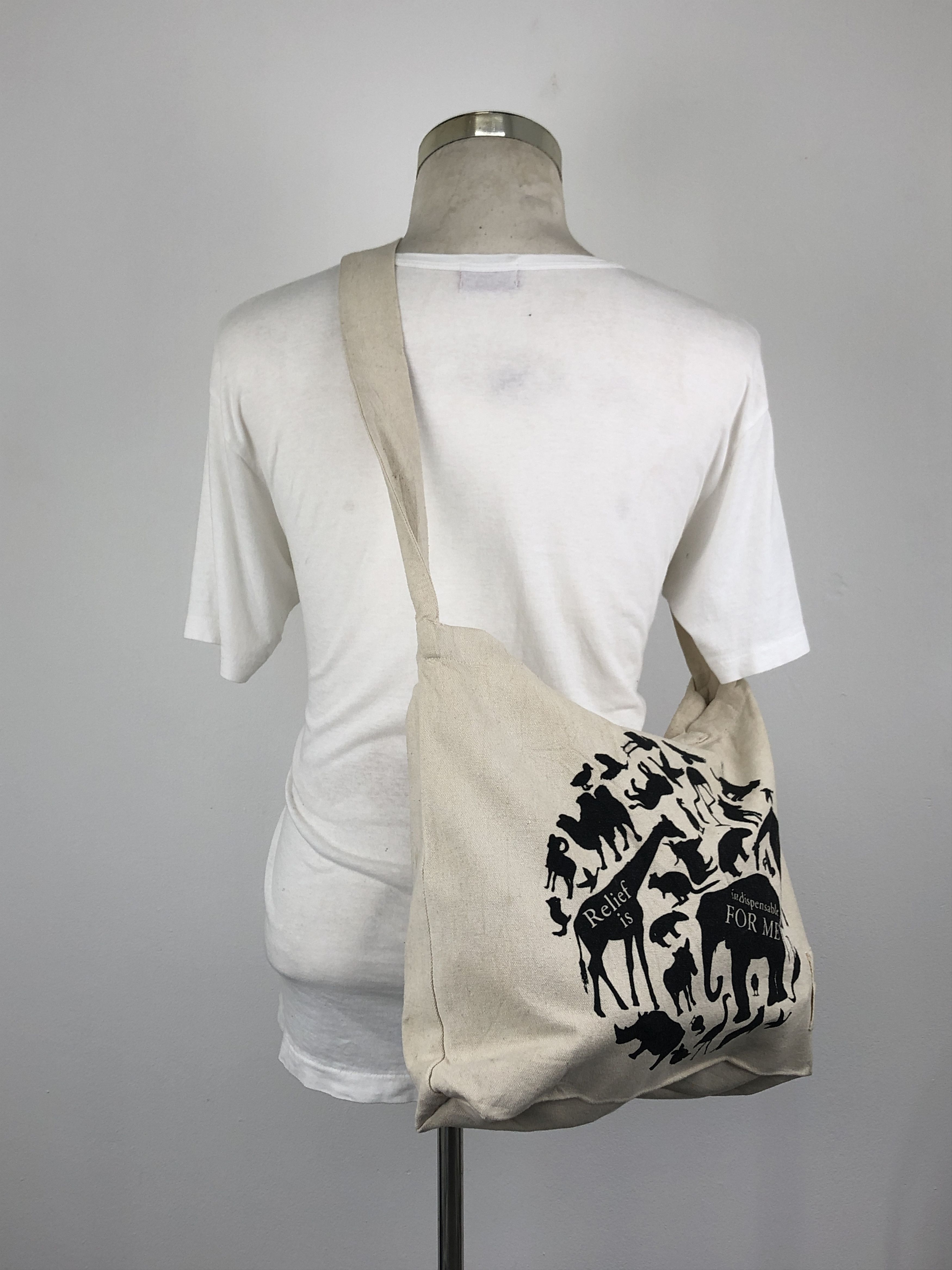 Japanese Brand Vintage Japanese Brand Anime Crossbody Bag BG0172 Size ONE SIZE - 2 Thumbnail