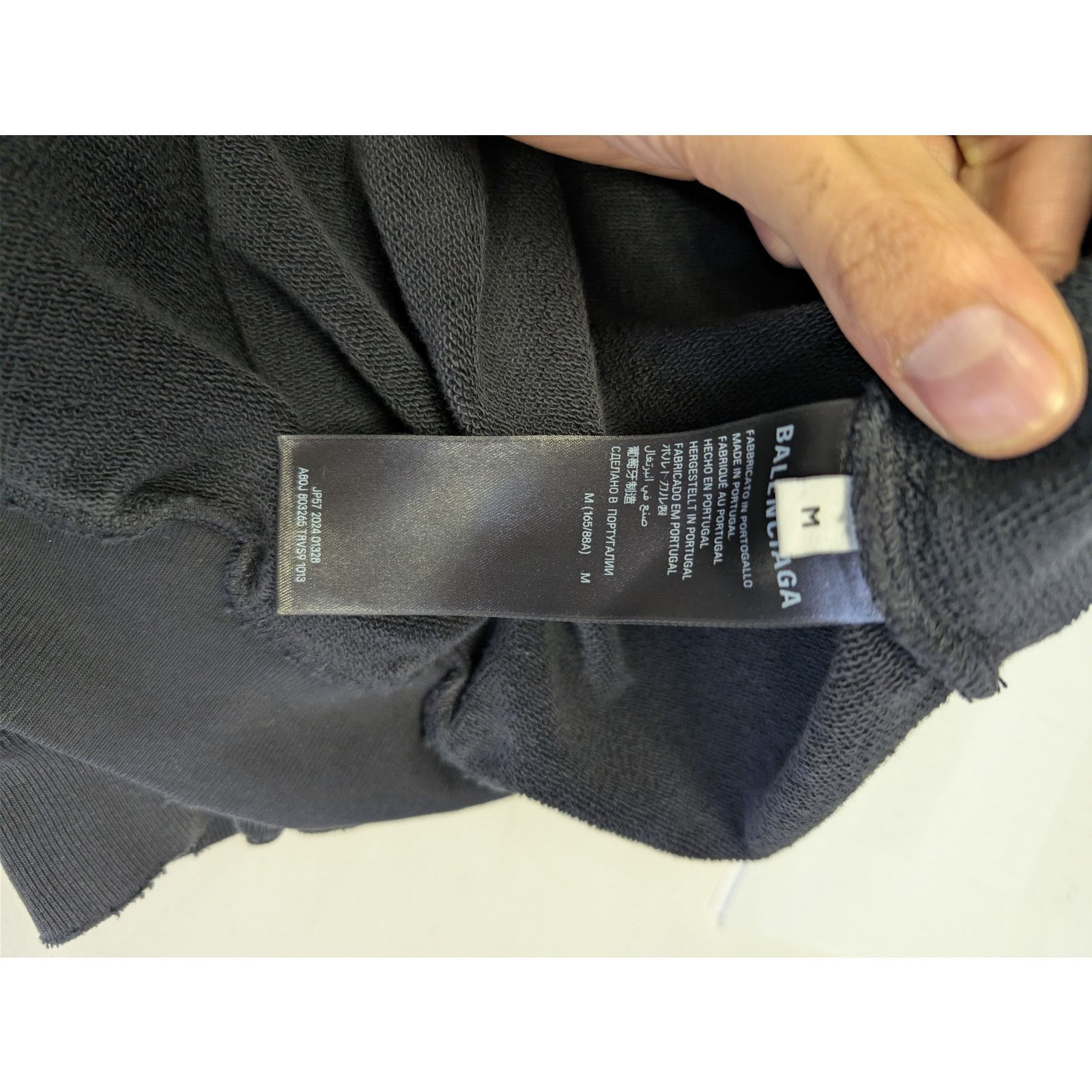 Balenciaga o1rshd1 Wavy Logo Large Fit Hoodie in Faded Wash Black Size US M / EU 48-50 / 2 - 17 Thumbnail