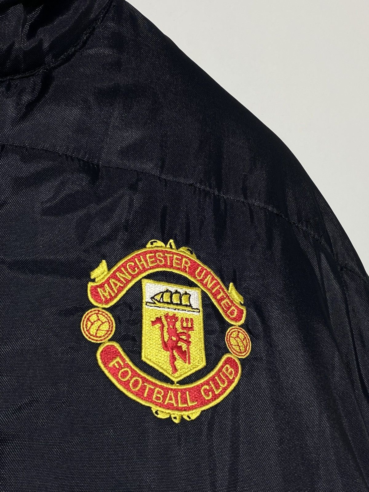 Umbro Vintage 1990s Umbro Manchester United Winter Padded Jacket Size US XL / EU 56 / 4 - 5 Thumbnail