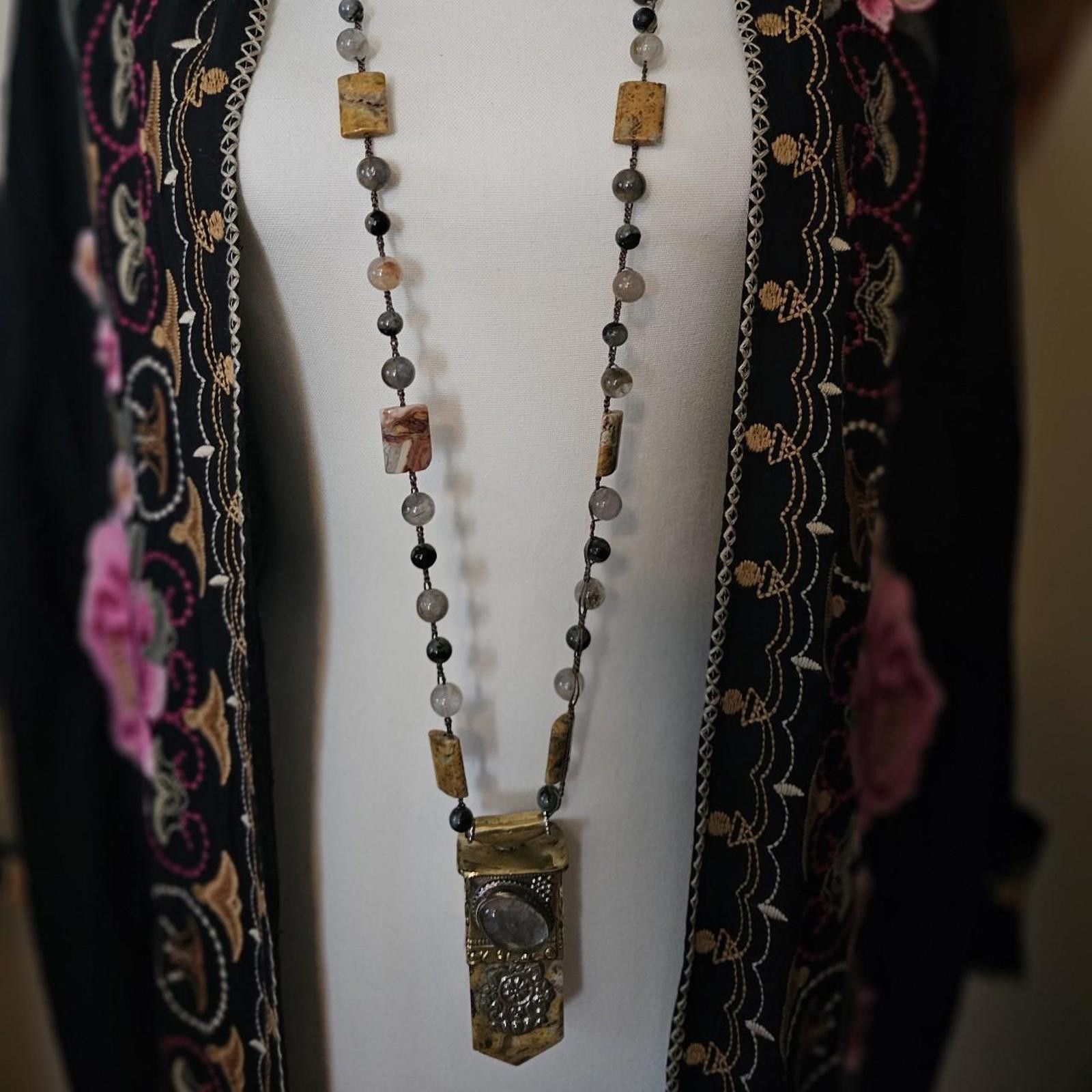 Designer Handmade Labadorite, Smokey Quartz Lariat Style Necklace Size ONE SIZE - 4 Thumbnail