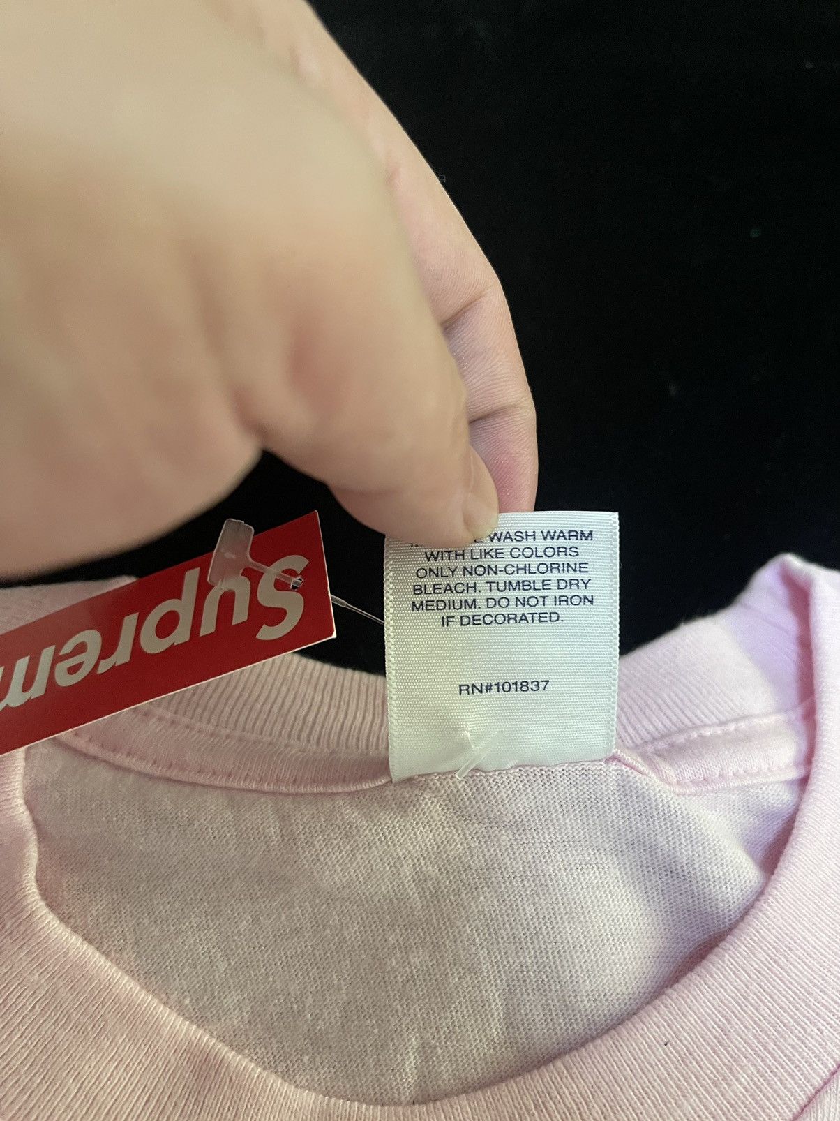 Supreme Supreme gonz ramm tee pink dswt Size US L / EU 52-54 / 3 - 4 Thumbnail