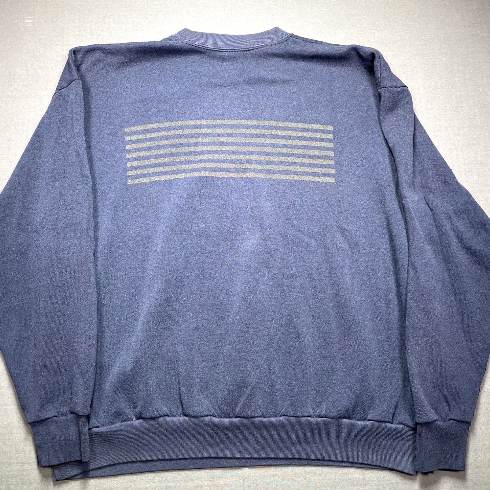 Vintage VINTAGE Coast Guard Sweatshirt Mens XL Blue Patriotic USA Flag Fleece Crewneck Size US XL / EU 56 / 4 - 5 Thumbnail