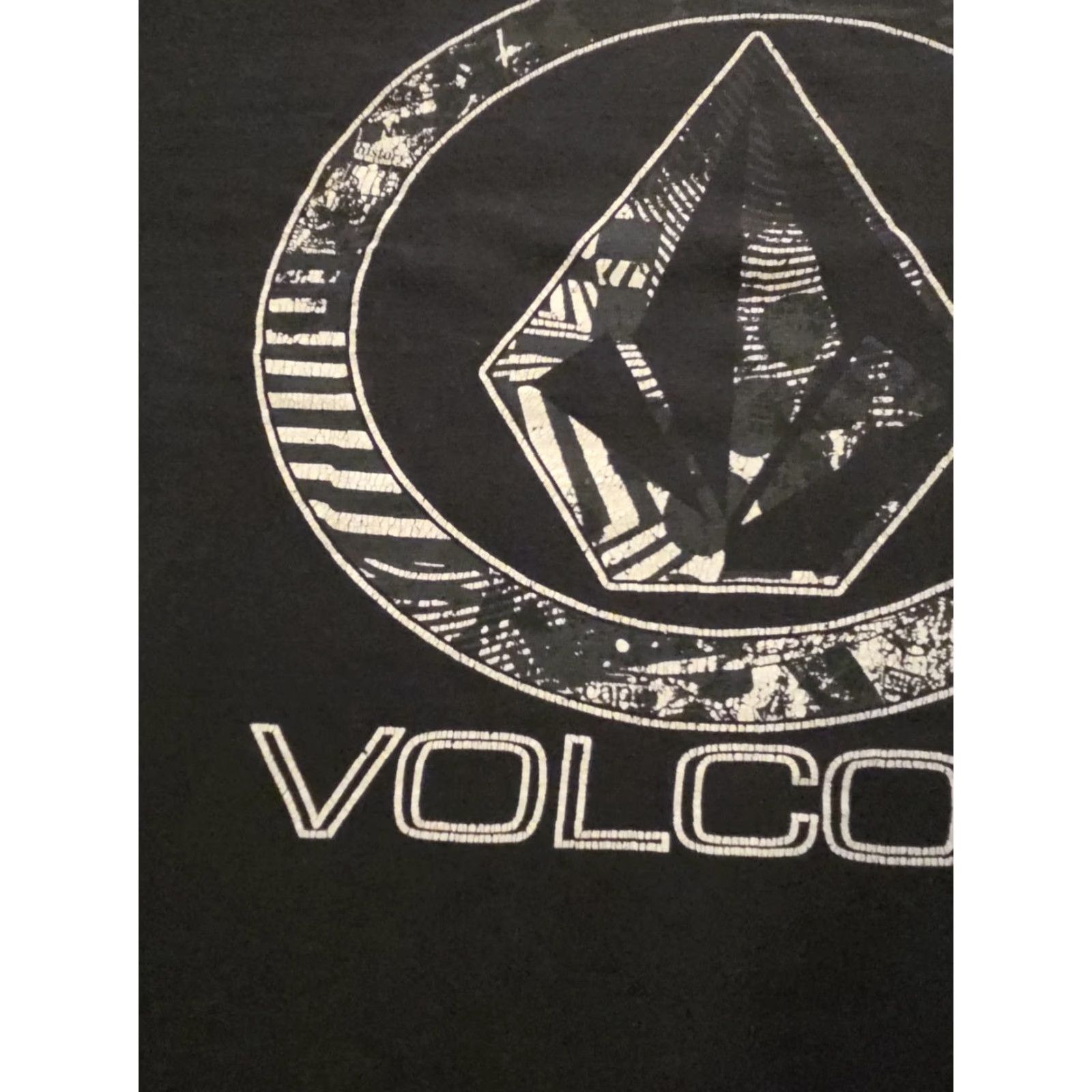 Volcom Vtg Y2K Volcom Big Logo Graphic T Shirt Back Hit Black Mens Medium Skater Surf Graphic 90s Grunge Logo Crew Neck Short Sleeve Cotton T-Shirt Size US M / EU 48-50 / 2 - 3 Thumbnail