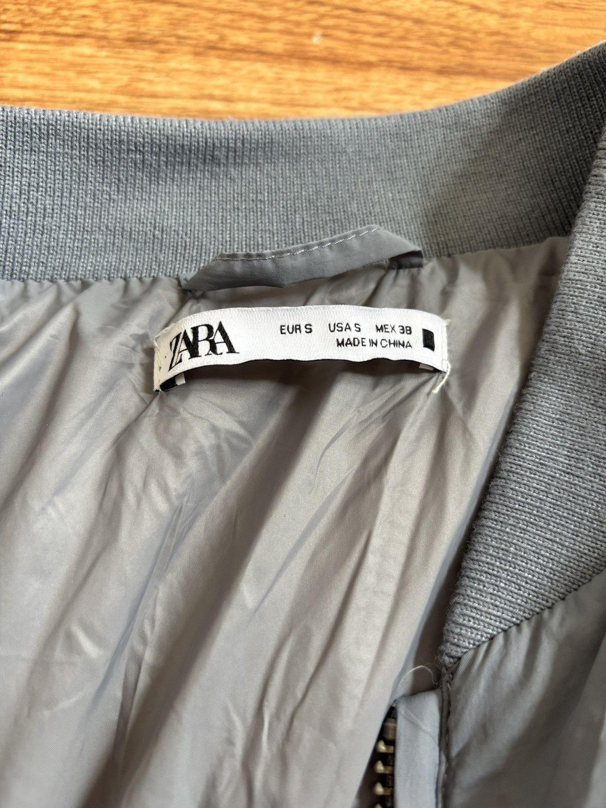 Zara Zara oversized bomber jacket Yzy round styled Size US S / EU 44-46 / 1 - 5 Thumbnail