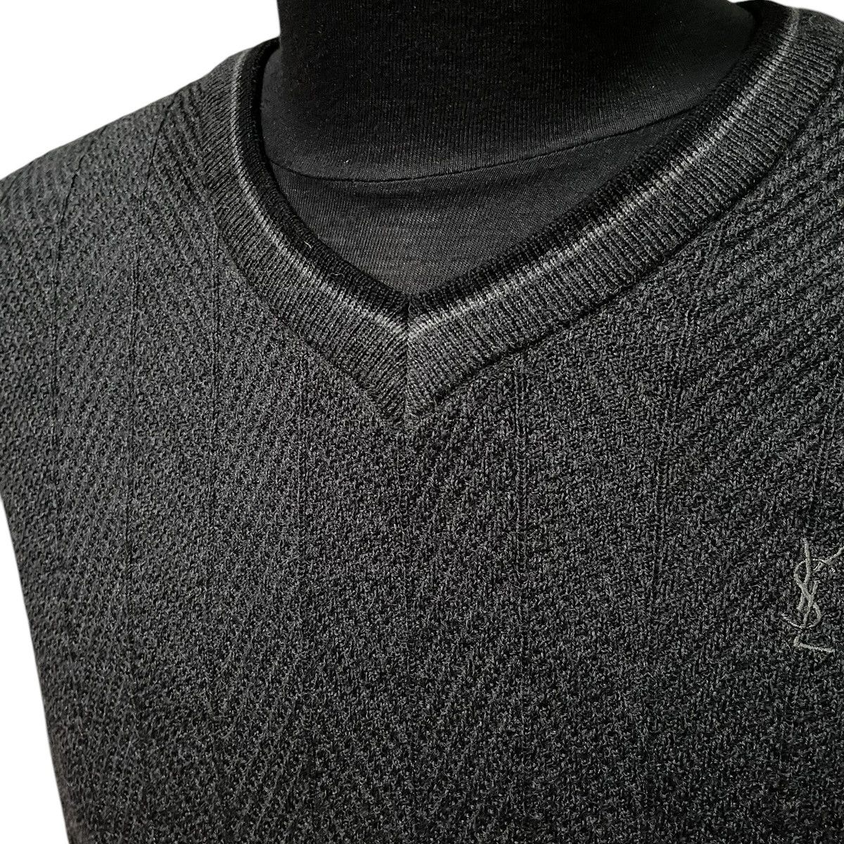 Designer × Yves Saint Laurent Vintage Yves Saint Laurent Knit Vests Size 40R - 5 Thumbnail