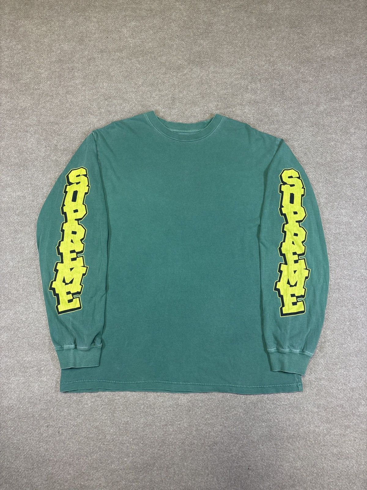 Supreme Supreme Cracked Sleeve L/S Top Shirt SS26 (Green) | Grailed