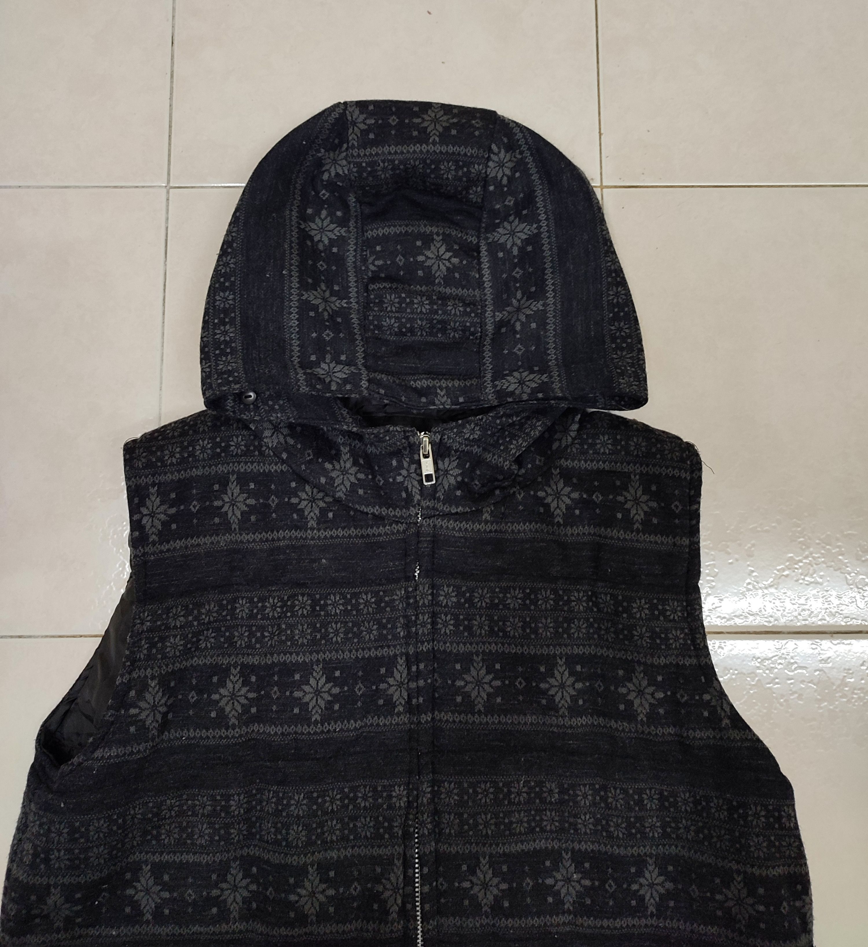 LOWRYS FARM Lowrys Farm Navajo Sleeveless Hooded Size US S / EU 44-46 / 1 - 6 Thumbnail
