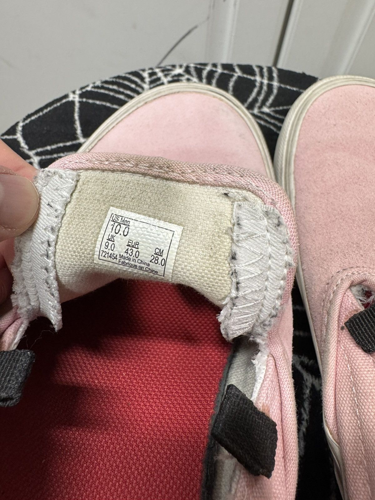 Vans Pastel Pink suede van slip ons Size US 10 / EU 43 - 6 Thumbnail