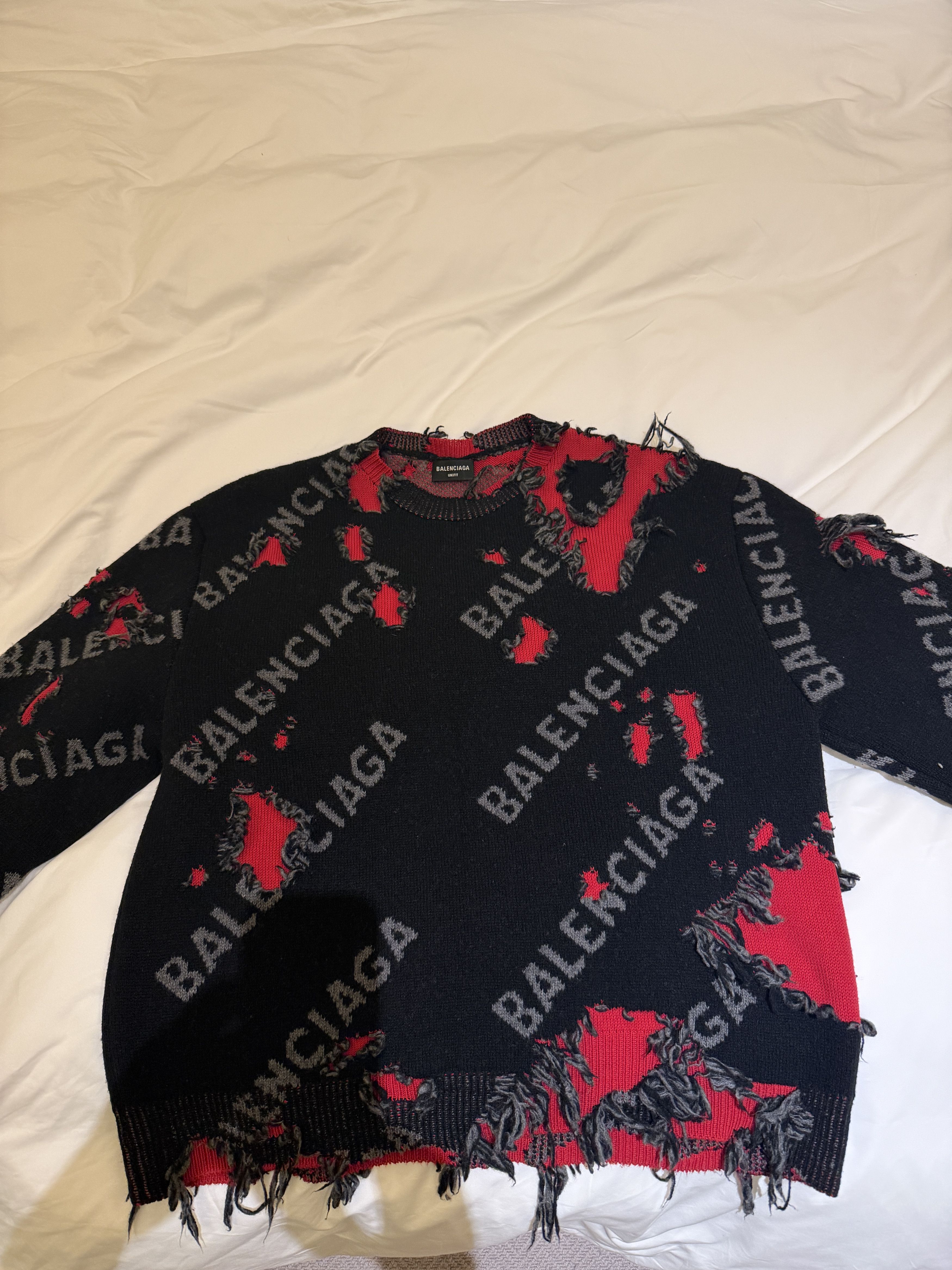 Balenciaga Balenciaga FW21 Distressed Ripped Sweater Size US S / EU 44-46 / 1 - 1 Thumbnail