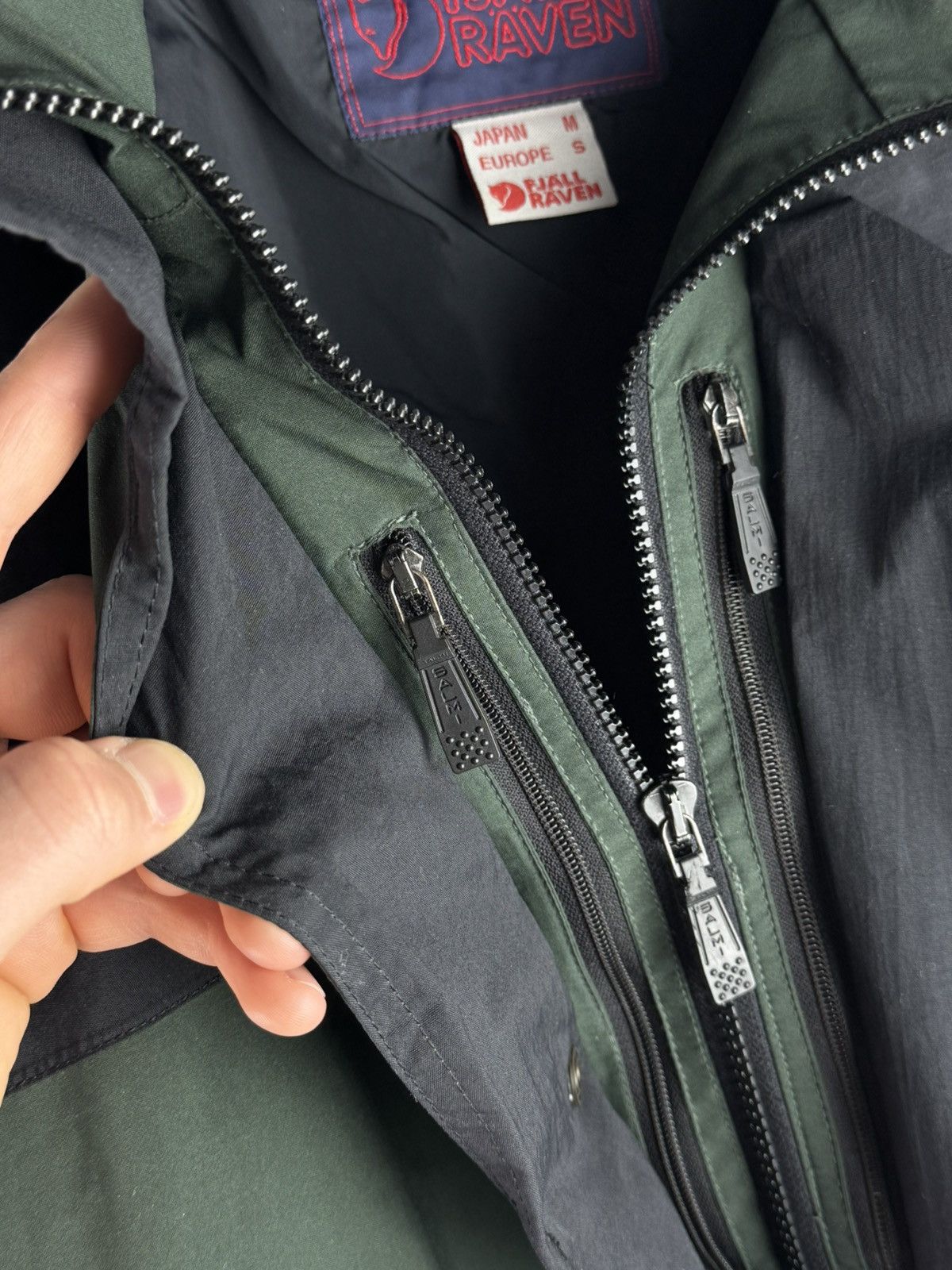 Fjallraven Vintage 90s Fjallraven Gore-Tex Outdoor Jacket Size US M / EU 48-50 / 2 - 10 Thumbnail