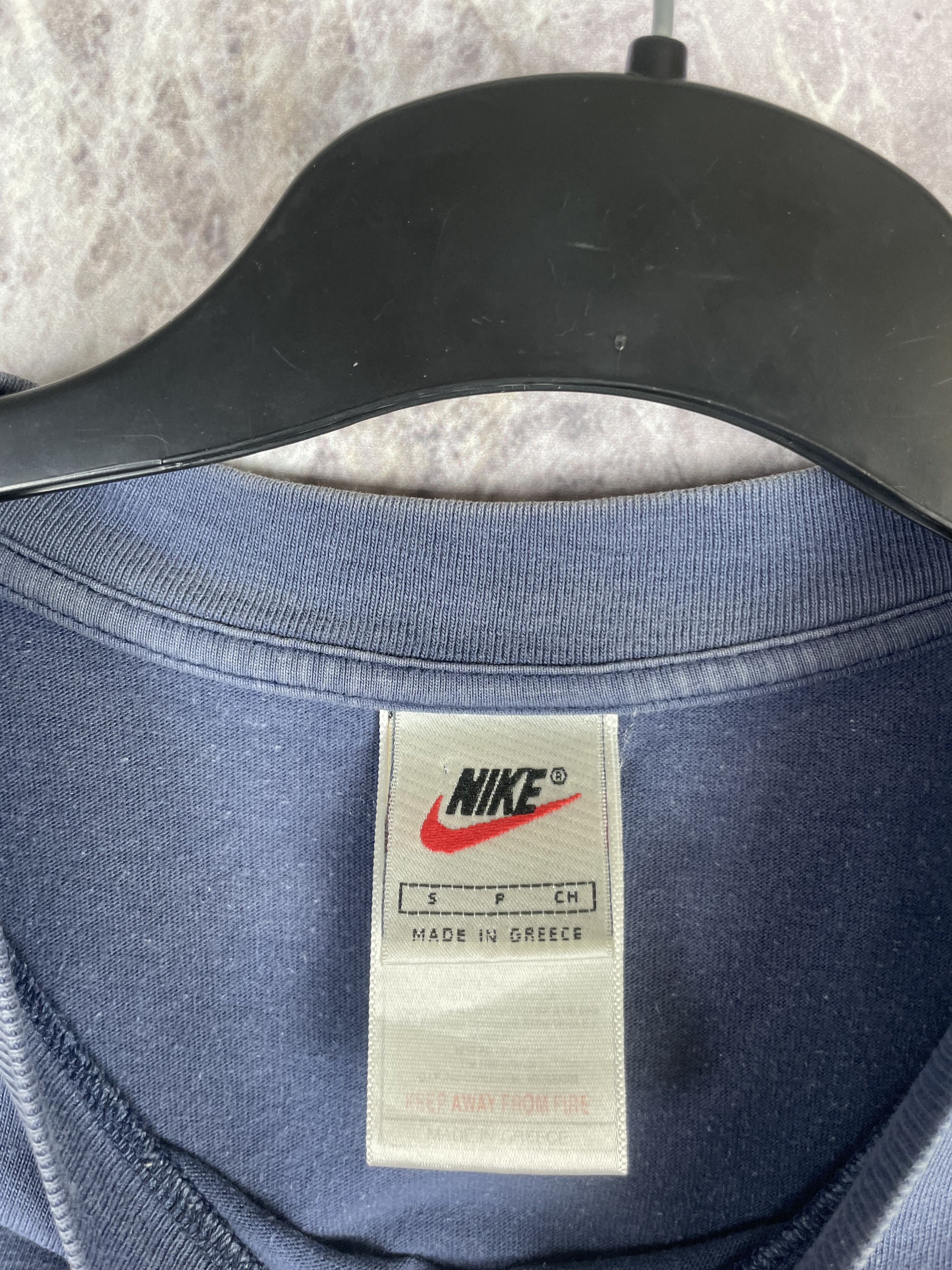 Nike Nike Vintage big logo t-shirt Swoosh 90s Size US S / EU 44-46 / 1 - 5 Thumbnail