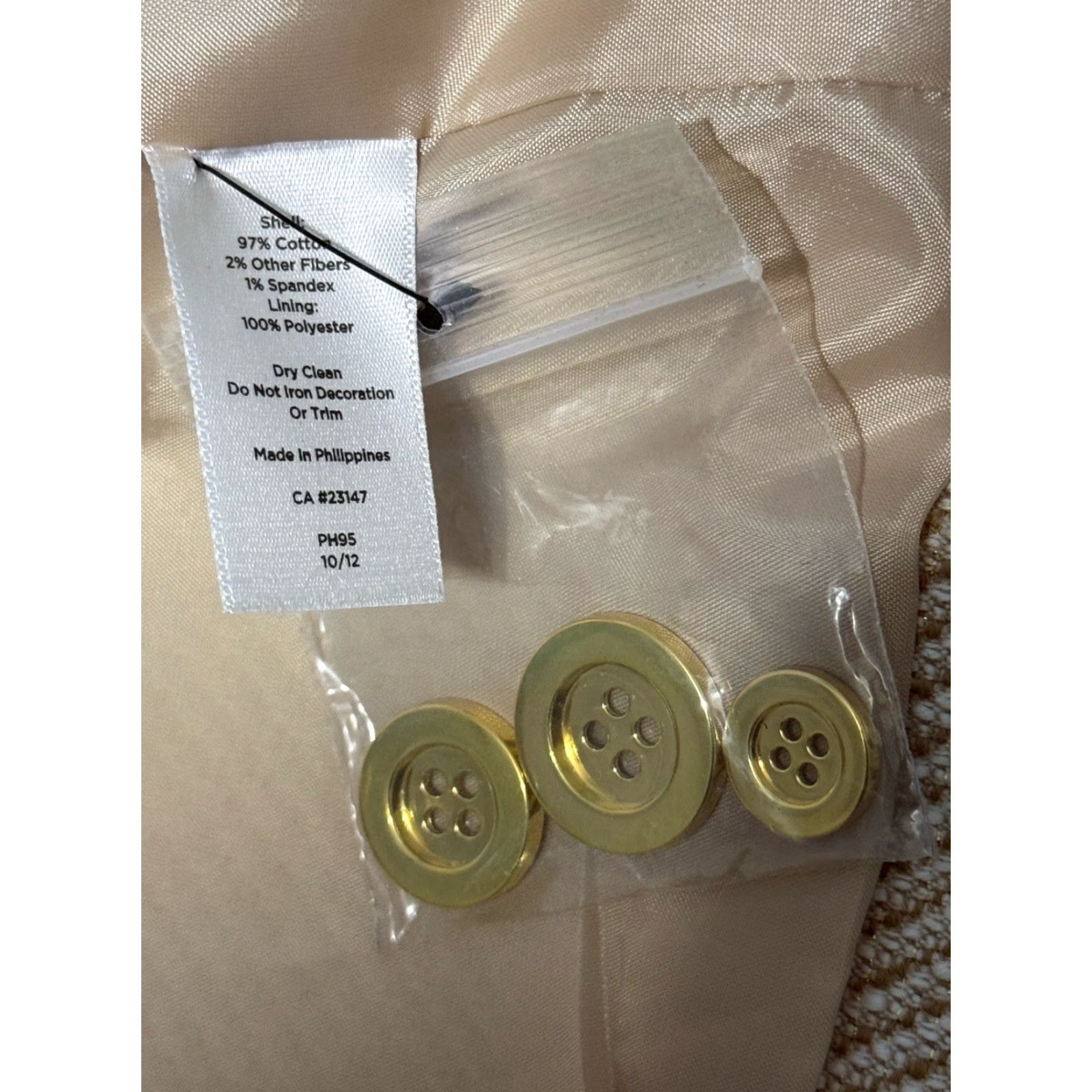 Talbots Talbots Womens Blazer 16 Cream Knit Gold Buttons Work Office Preppy NWOT Size XXL / US 16-18 / IT 52-54 - 7 Thumbnail