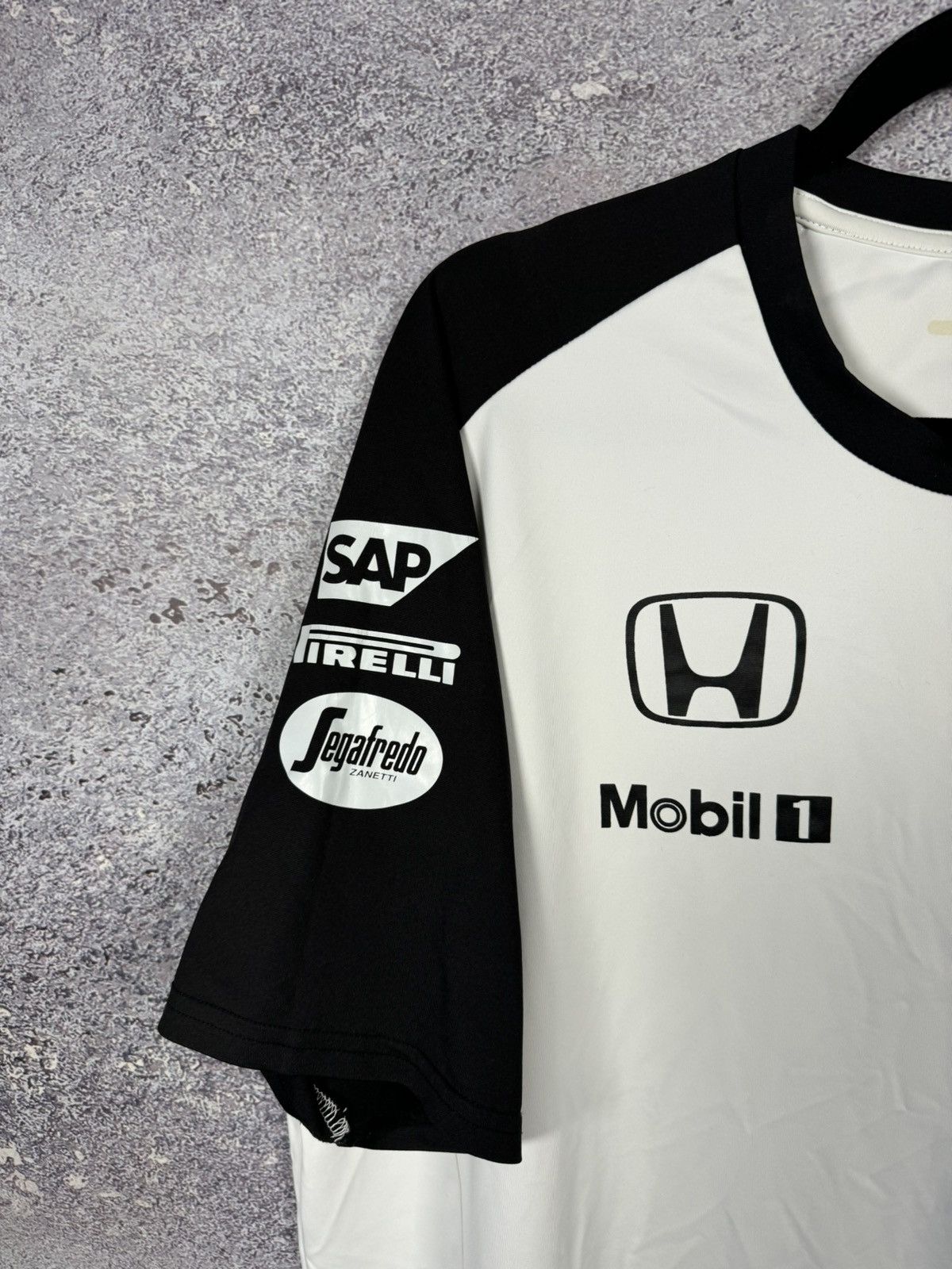 Formula 1 × Honda × Malcolm McLaren McLaren Racing Team Honda F-1 Formula 1 Jersey White XL size Size US XL / EU 56 / 4 - 4 Thumbnail
