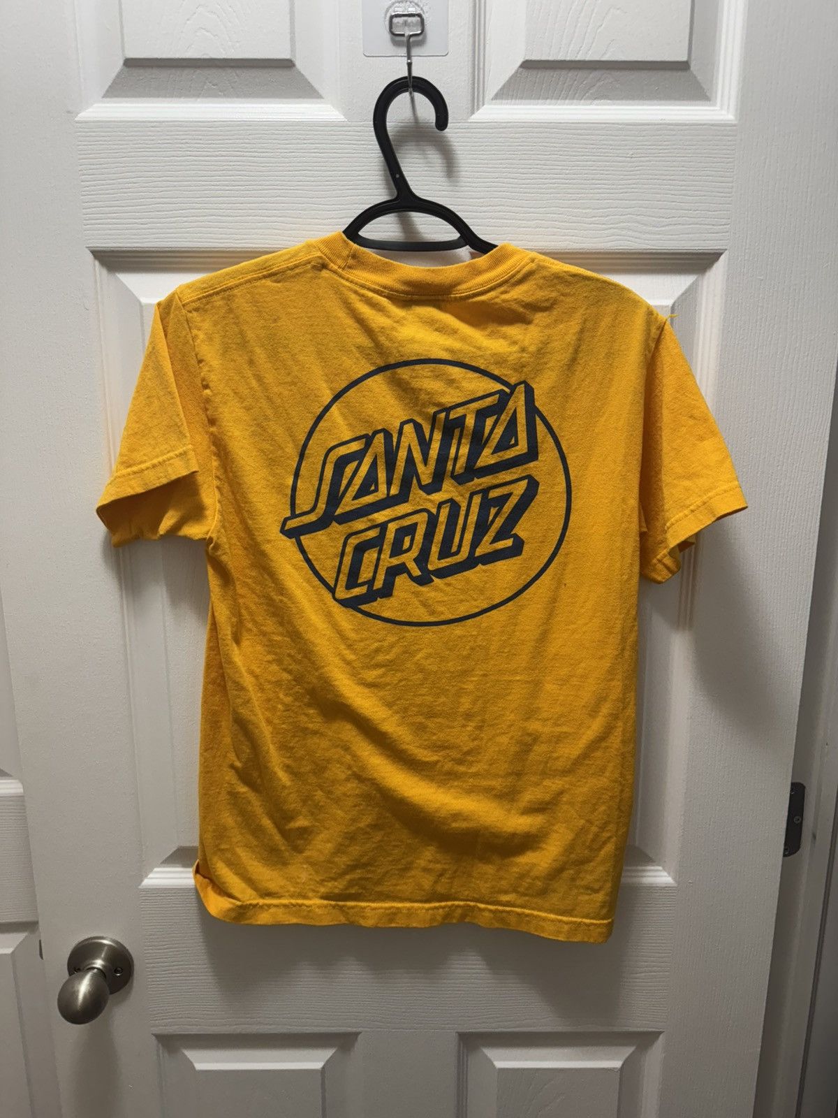 Santa Cruz Skateboards Santa Cruz Vintage Skater Logo Shirt Double Sided Yellow Size US S / EU 44-46 / 1 - 3 Thumbnail