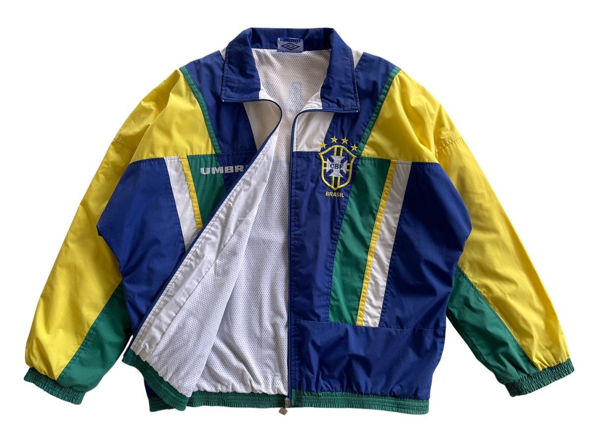 Vintage 1994-96 Brazil Umbro Tracksuit Jacket Size US L / EU 52-54 / 3 - 6 Thumbnail