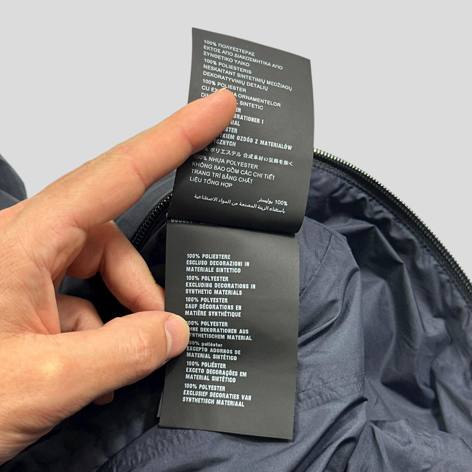 Prada Prada 2020 Rubber Logo Taped Seam Windbreaker Jacket - M Size US M / EU 48-50 / 2 - 11 Thumbnail