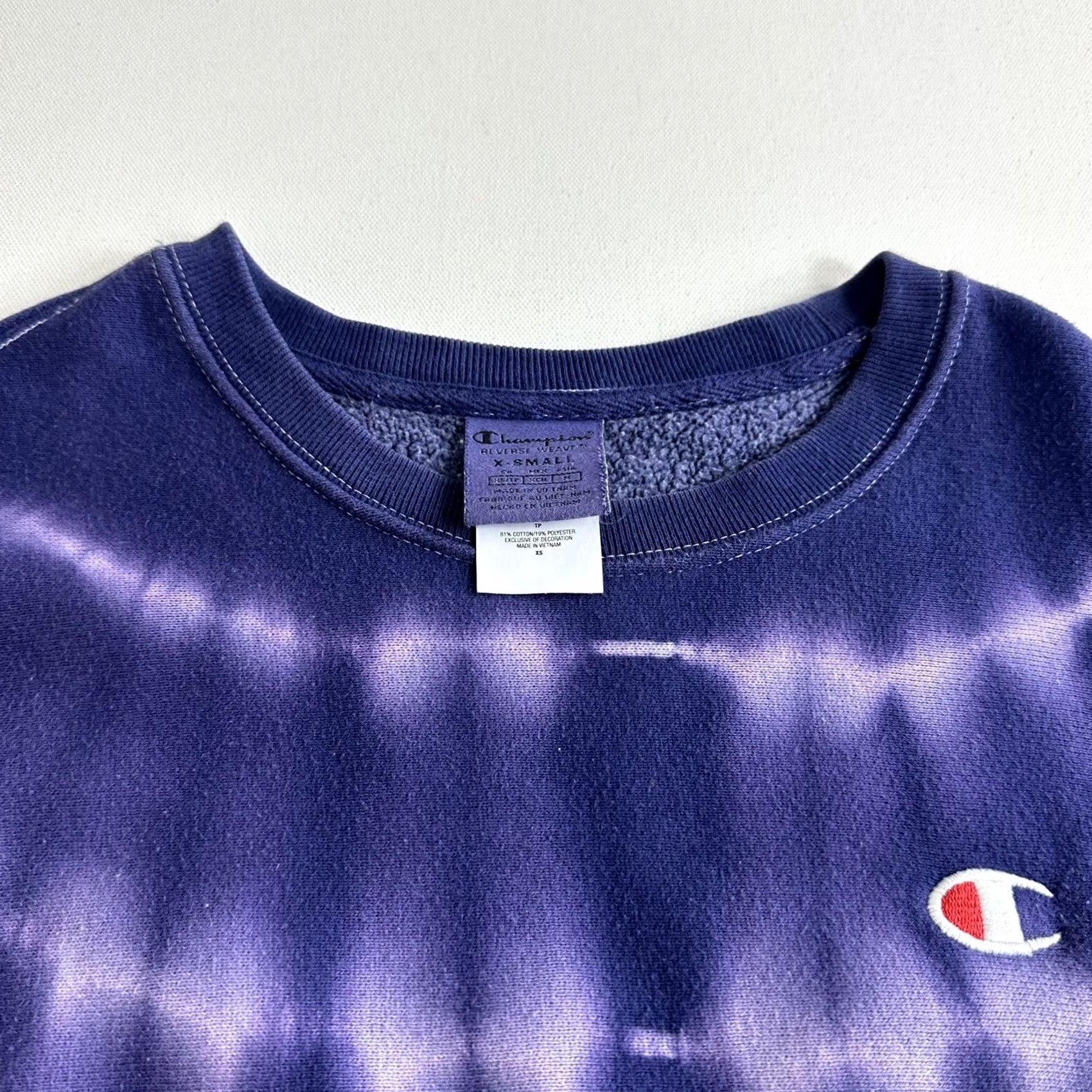 Champion VINTAGE Champion Reverse Weave Sweatshirt Purple Tye Dye Women XS Regular Pullover Crew Neck Reversible Buttoned? Size XS / US 0-2 / IT 36-38 - 3 Thumbnail