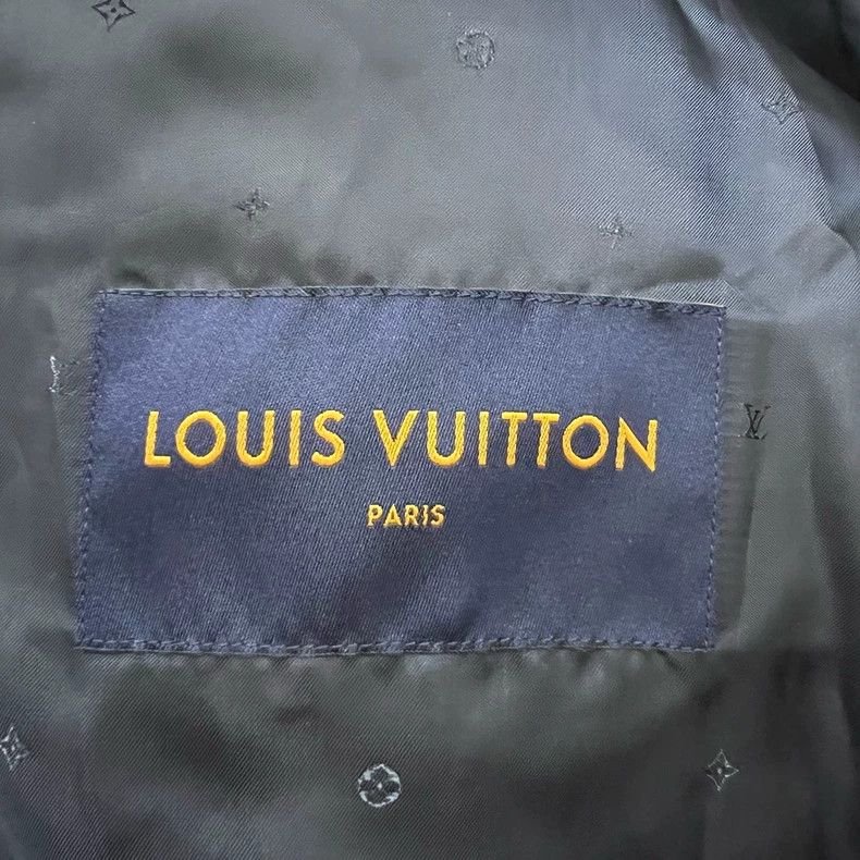 Louis Vuitton Louis Vuitton Patchwork small logo embossed leather jacket Size US S / EU 44-46 / 1 - 6 Thumbnail