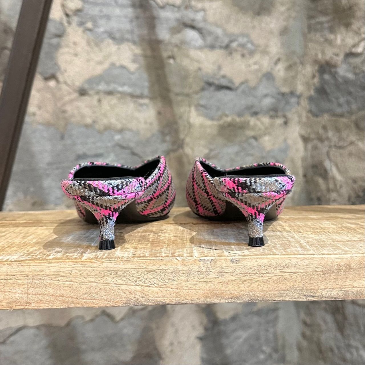 Balenciaga Balenciaga Pink Plaid Knife Kitten Heeled Pointy Mules Size US 5 / IT 35 - 4 Thumbnail