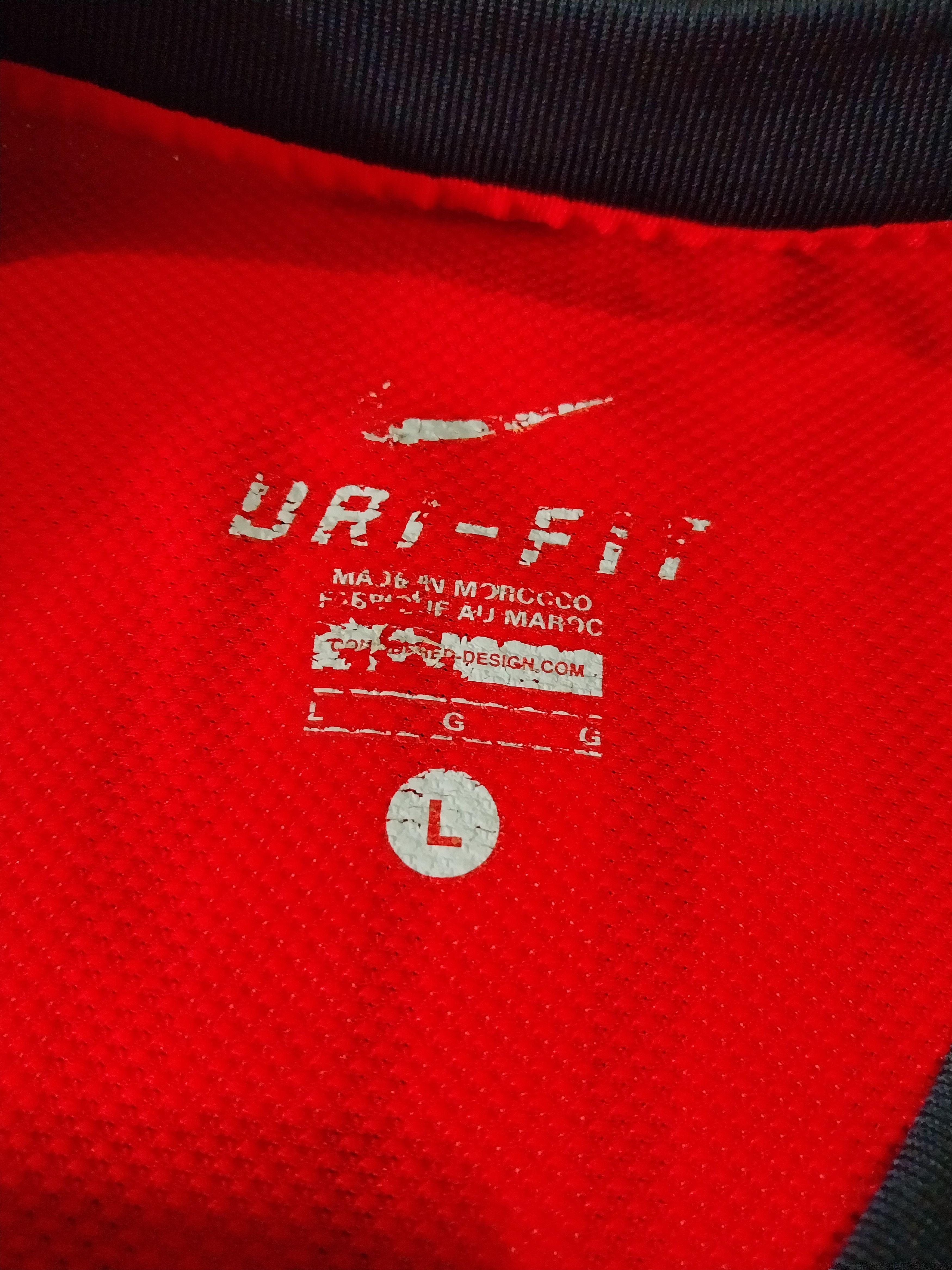 Nike Paris saint germain away 2010 ludovic giuly jersey football Size US L / EU 52-54 / 3 - 4 Thumbnail